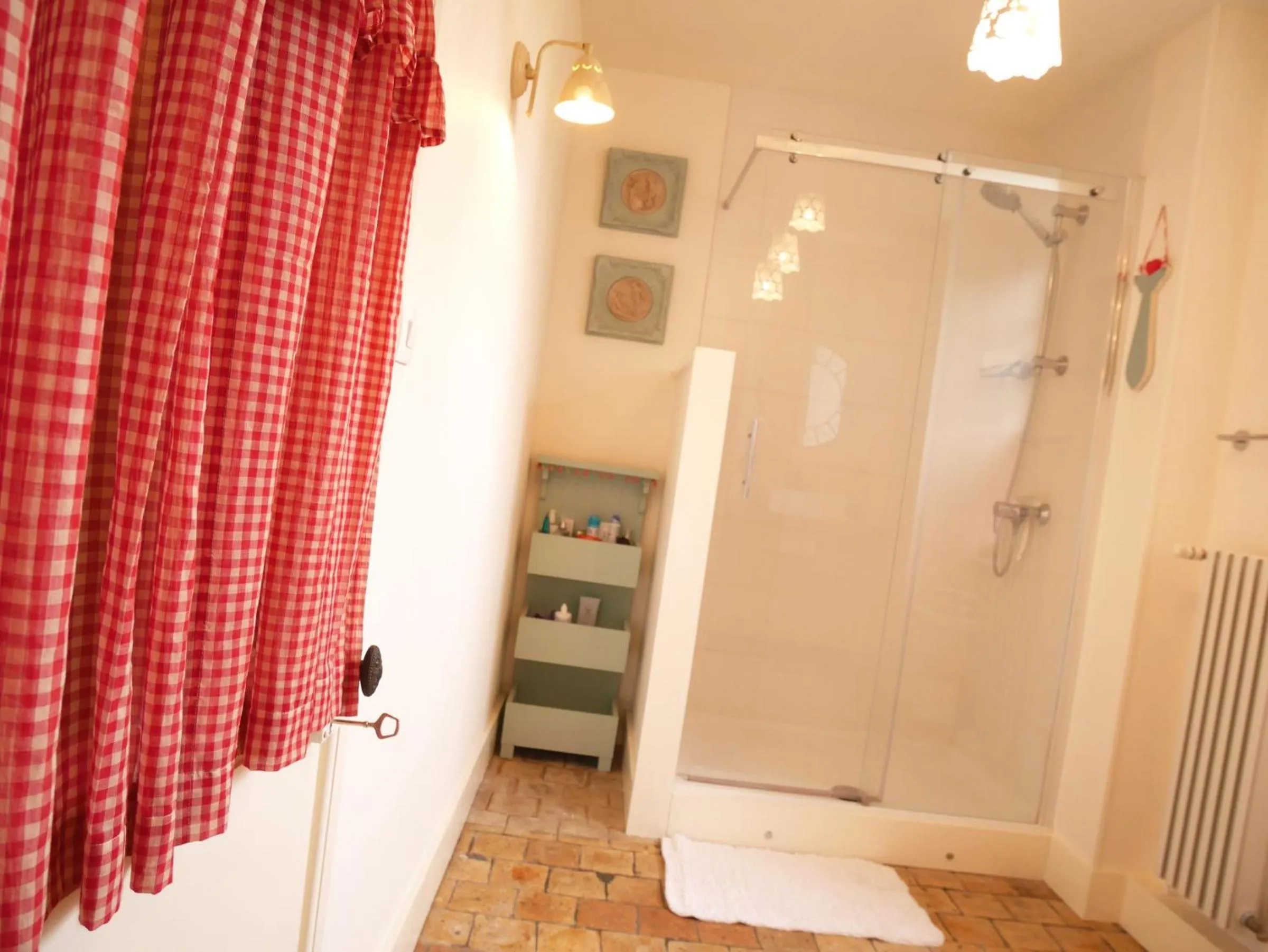 Decorative detail in L'Arbre D'Ange