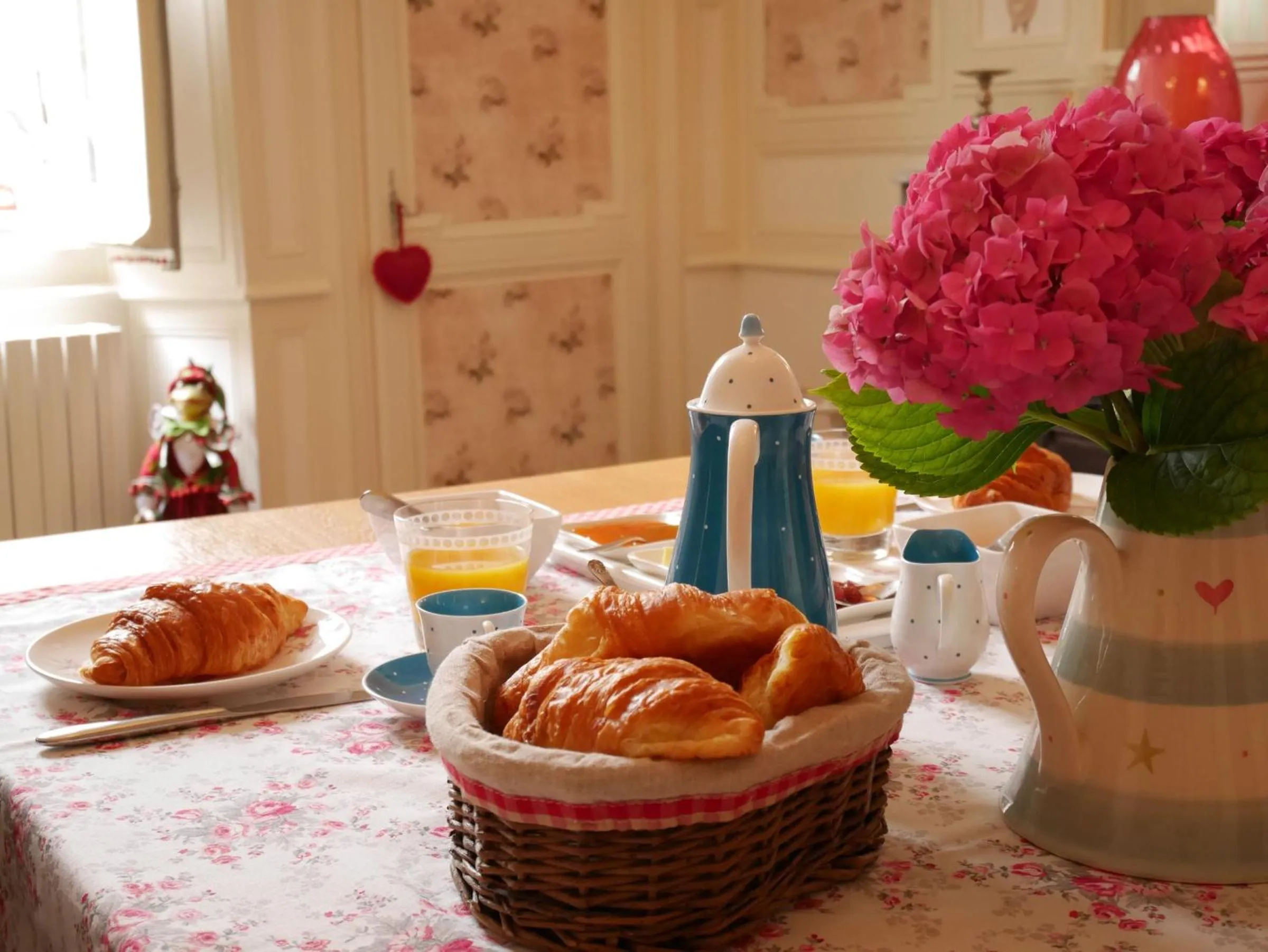 Food and drinks in L'Arbre D'Ange