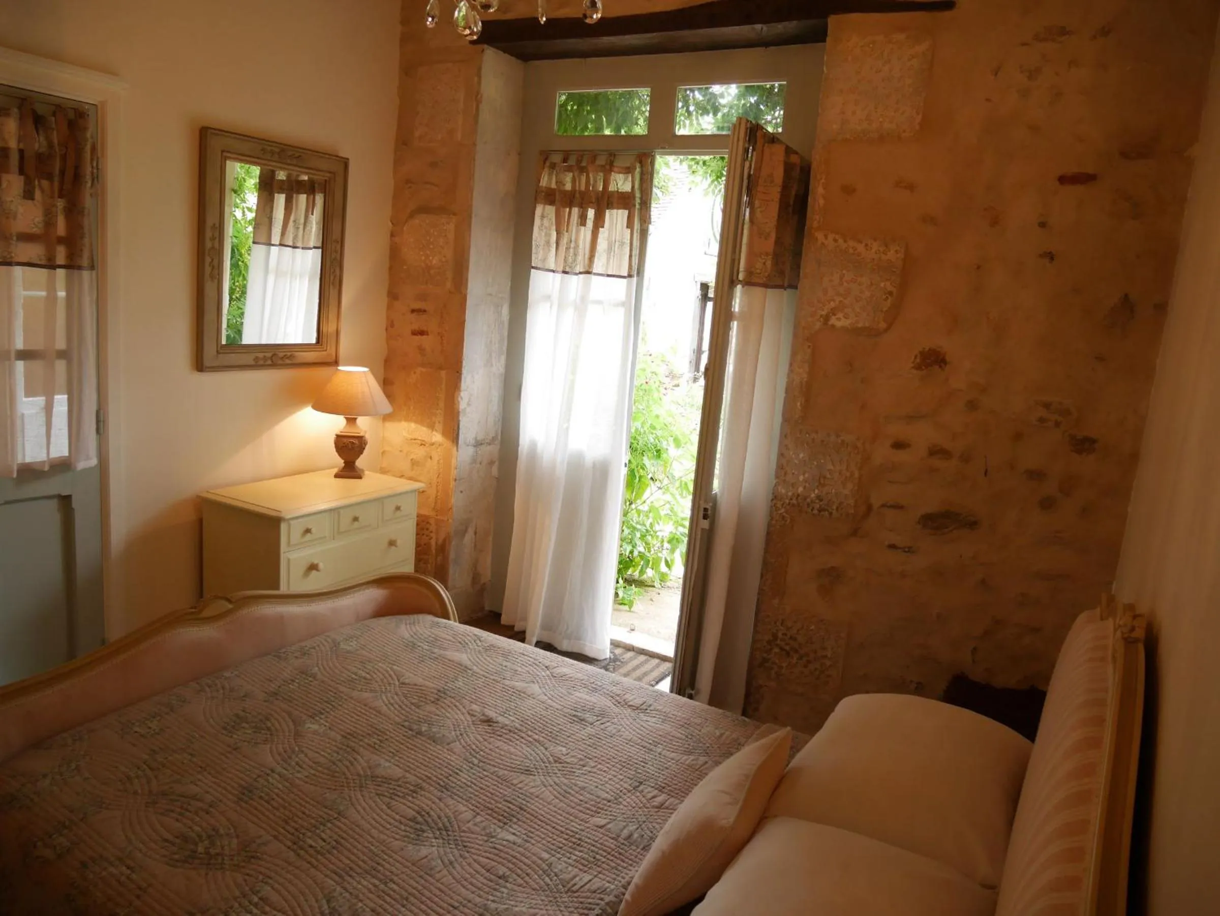 Decorative detail, Bed in L'Arbre D'Ange