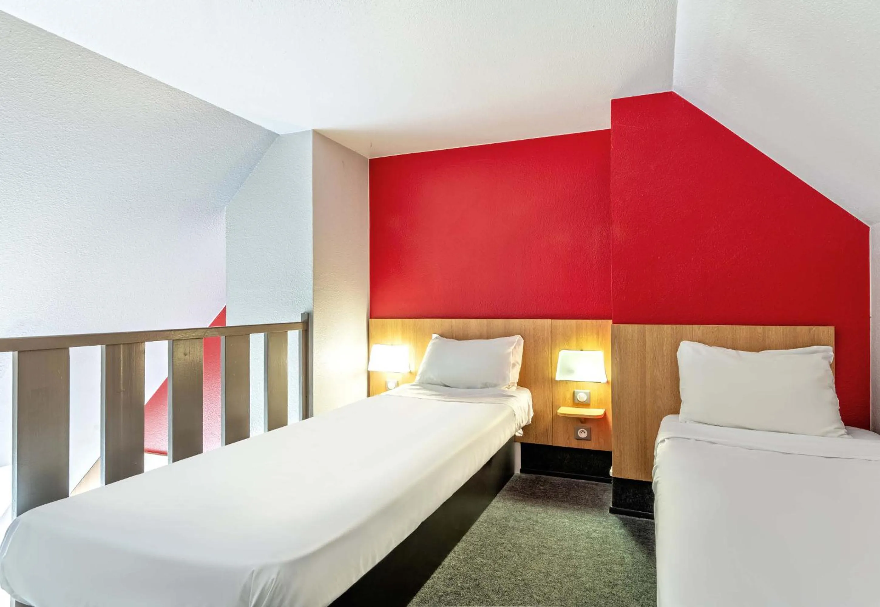 Bedroom, Bed in B&B HOTEL Quimper Sud Bénodet