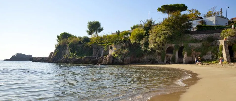 Alloggio Turistico con camere indipendenti La Casa di Nonna Maria