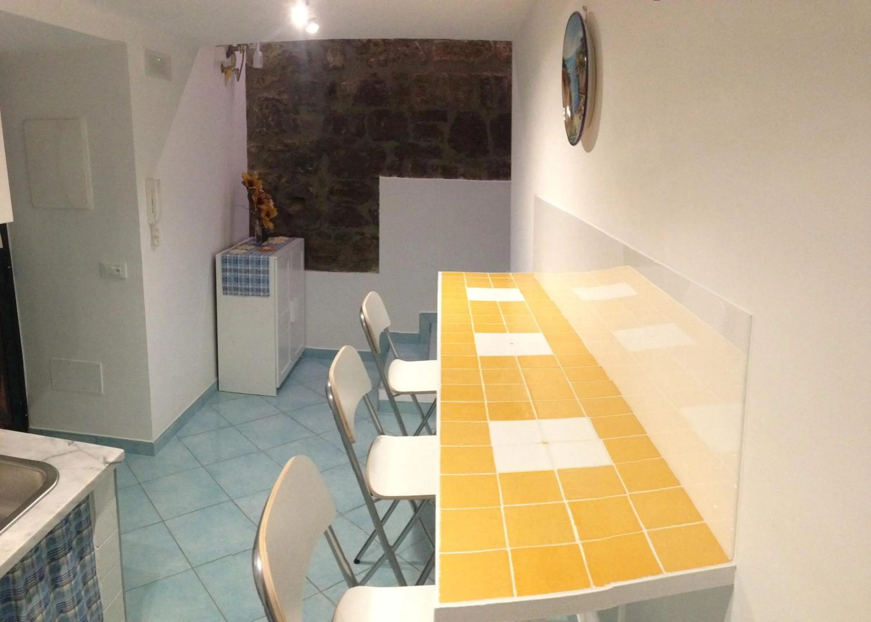 Dining area in B&B La Grotta Marina