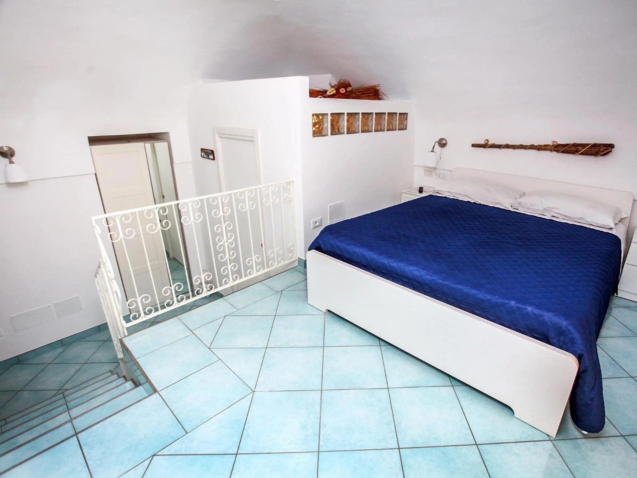 Bed in B&B La Grotta Marina