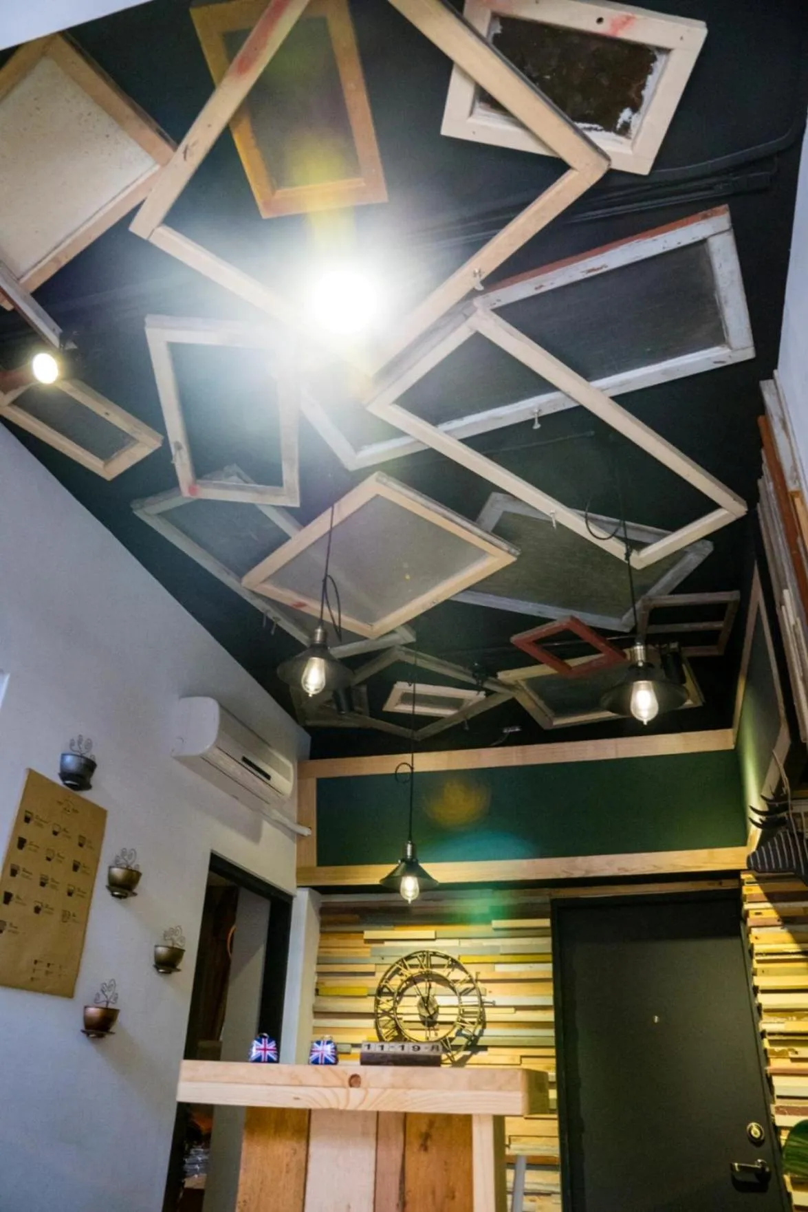 Property building in Loft Wo Design Inn