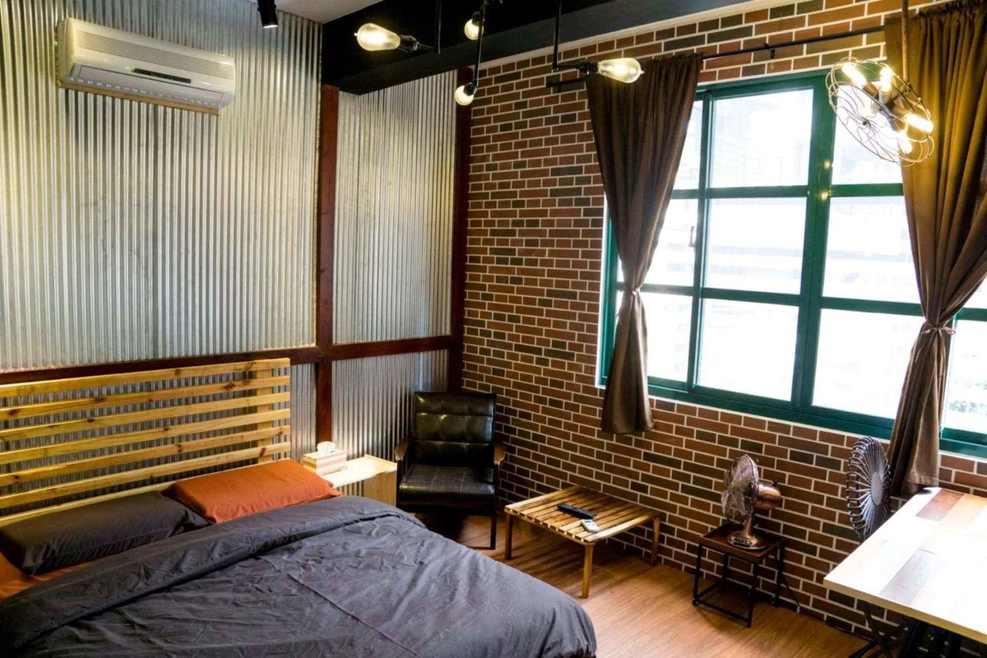 Photo of the whole room in Loft Wo Design Inn