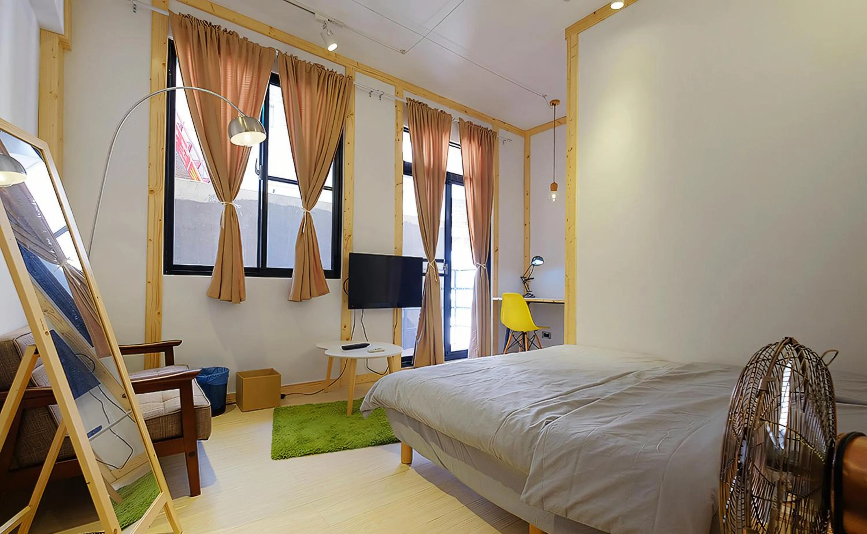 Property building, Bed in Baker Street London Style Inn