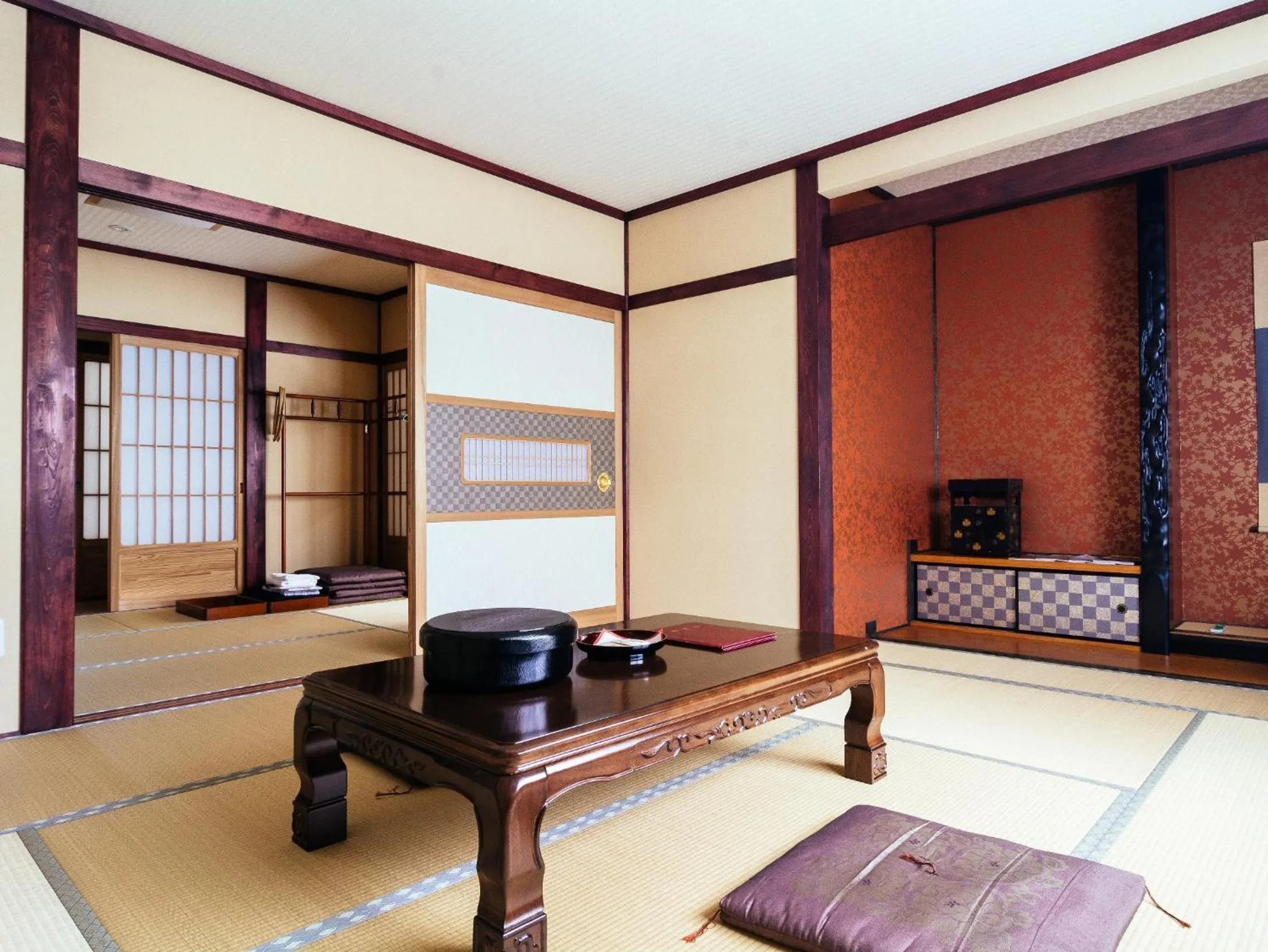 Photo of the whole room in Koyasan Shukubo Jokiin