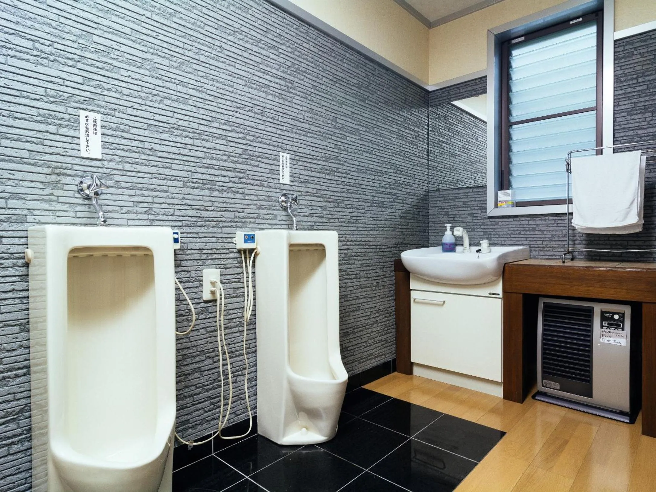 Area and facilities in Koyasan Shukubo Jokiin