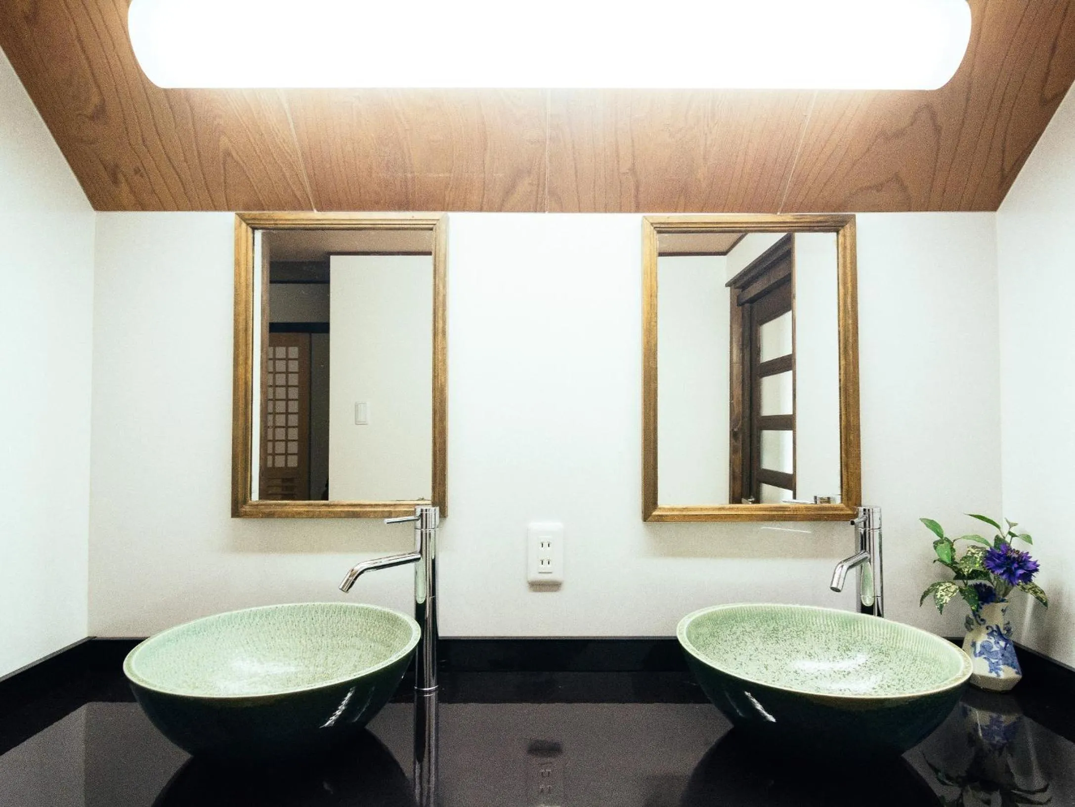 Area and facilities in Koyasan Shukubo Jokiin