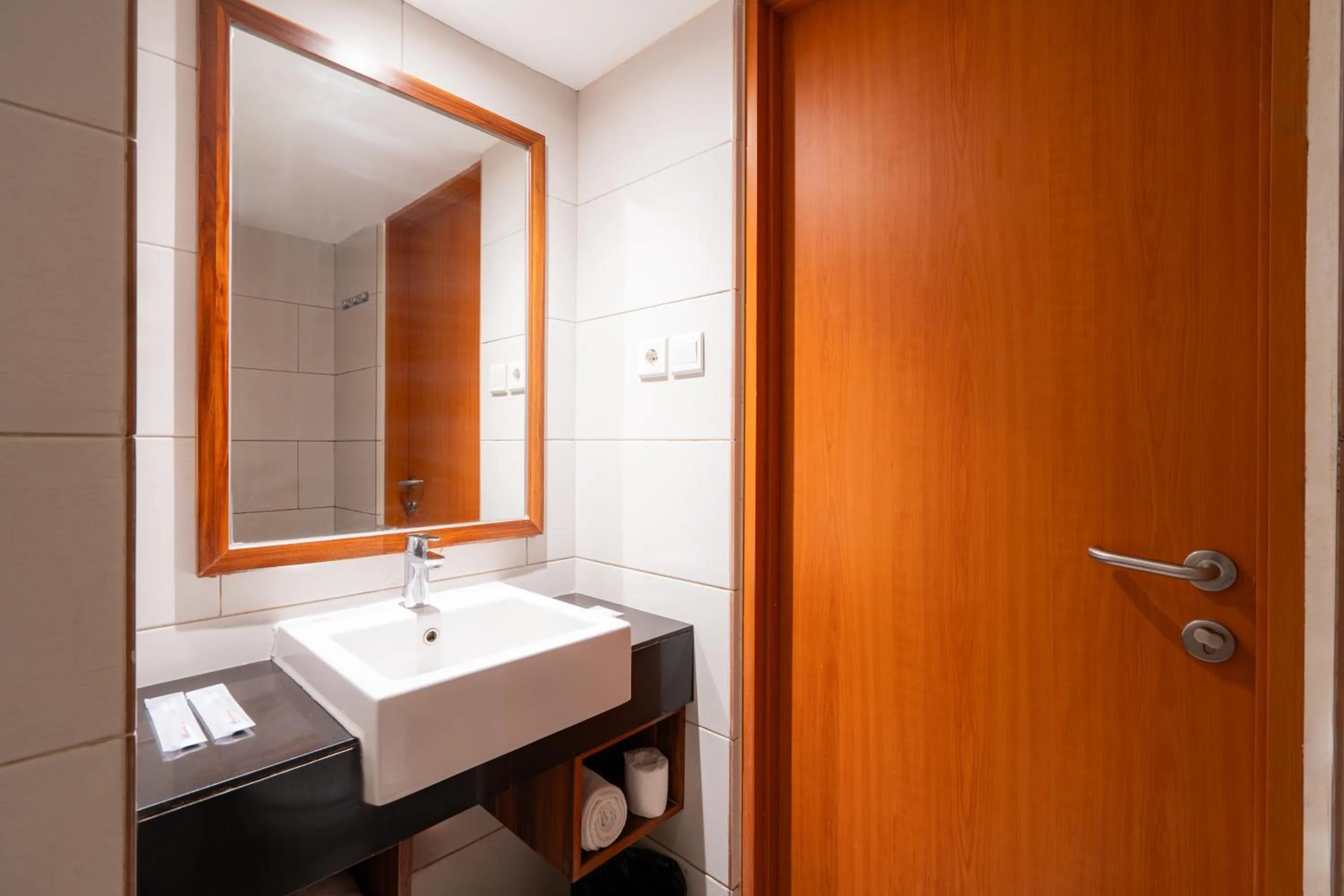 Bathroom in Swiss-Belexpress Kuta Legian
