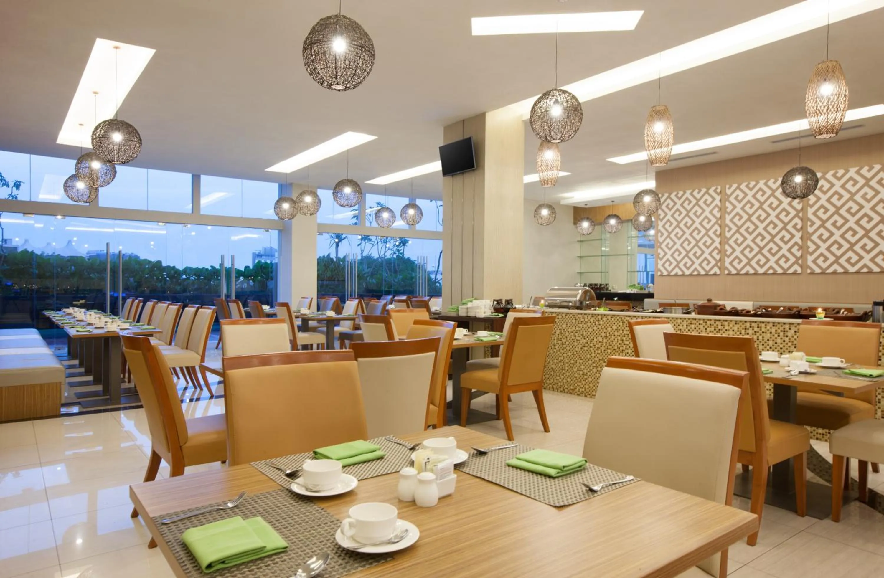 Restaurant/places to eat in Hotel Santika Radial Palembang