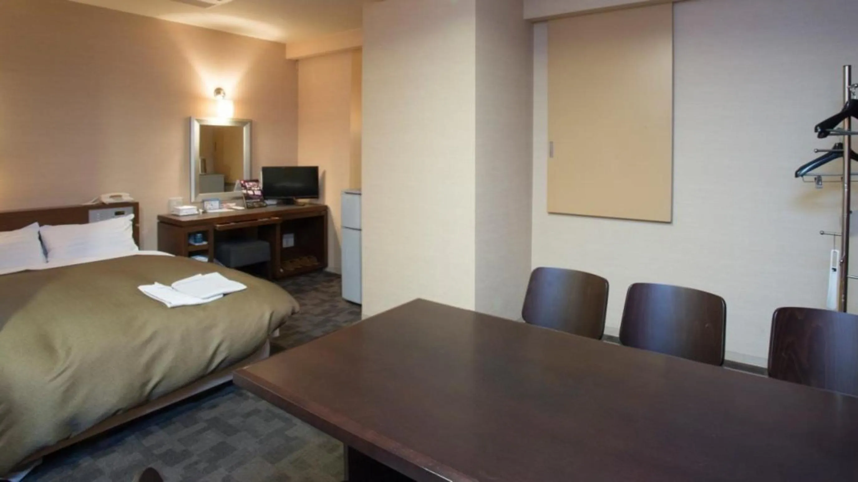 Photo of the whole room, Bed in Center Hotel Toyota