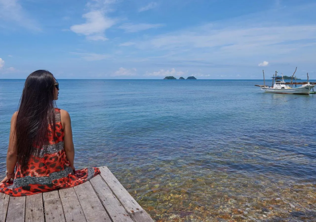 People in Elephant Bay Resort