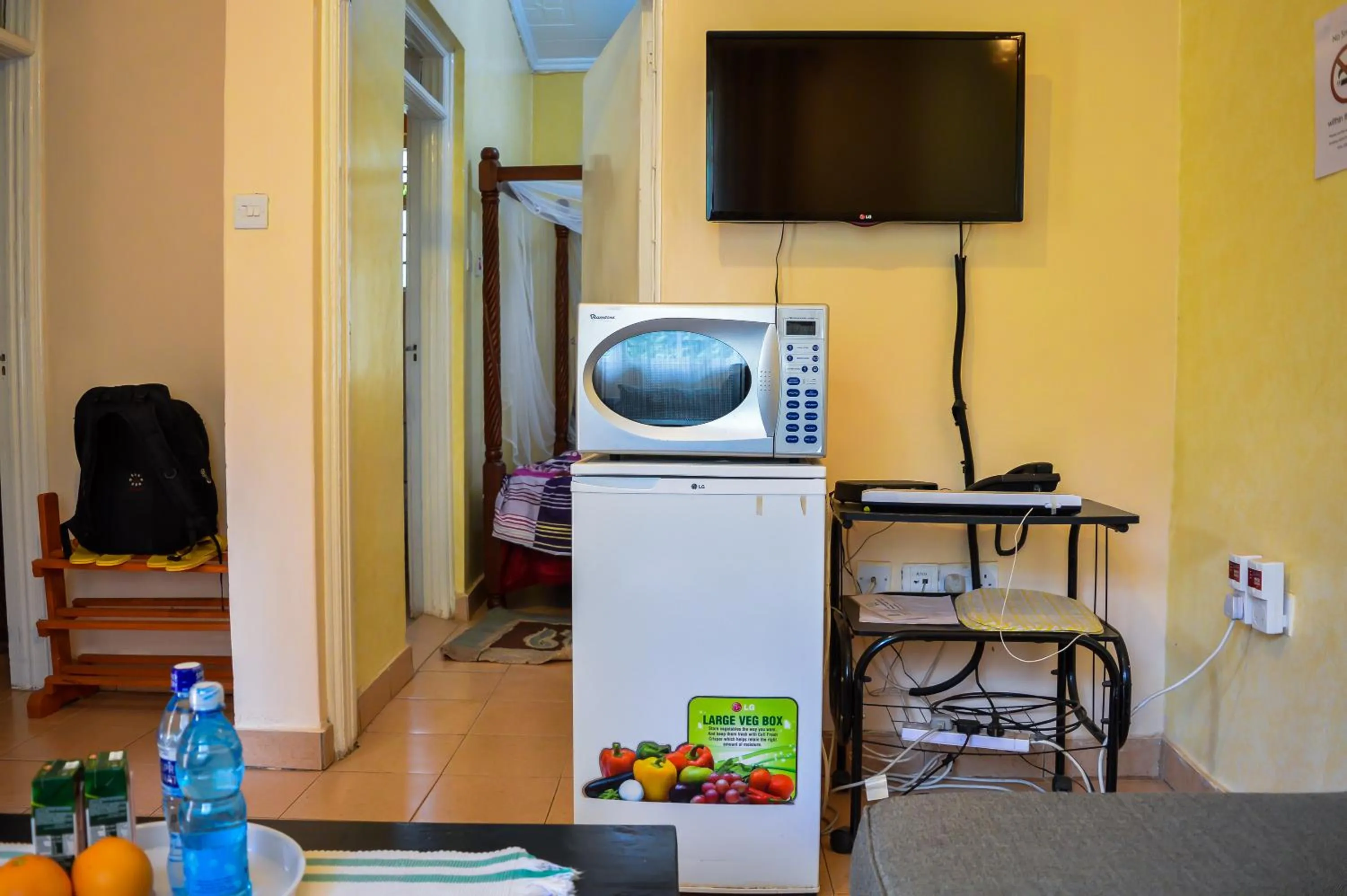 Living room in Rosslyn Studios