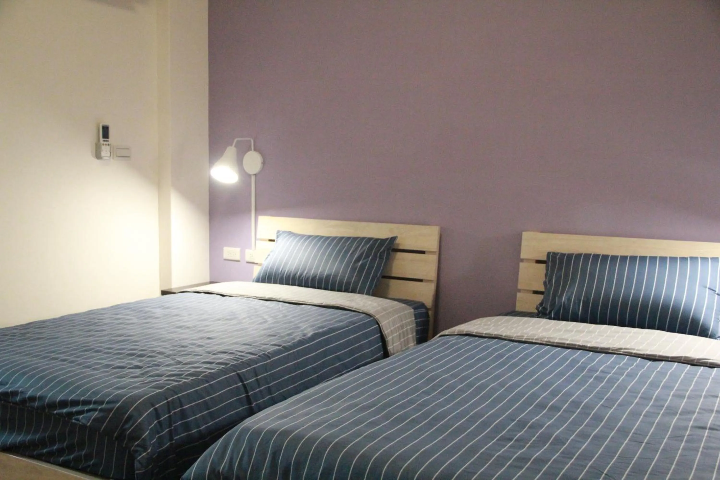 bunk bed, Bed in Little Weekend Inn