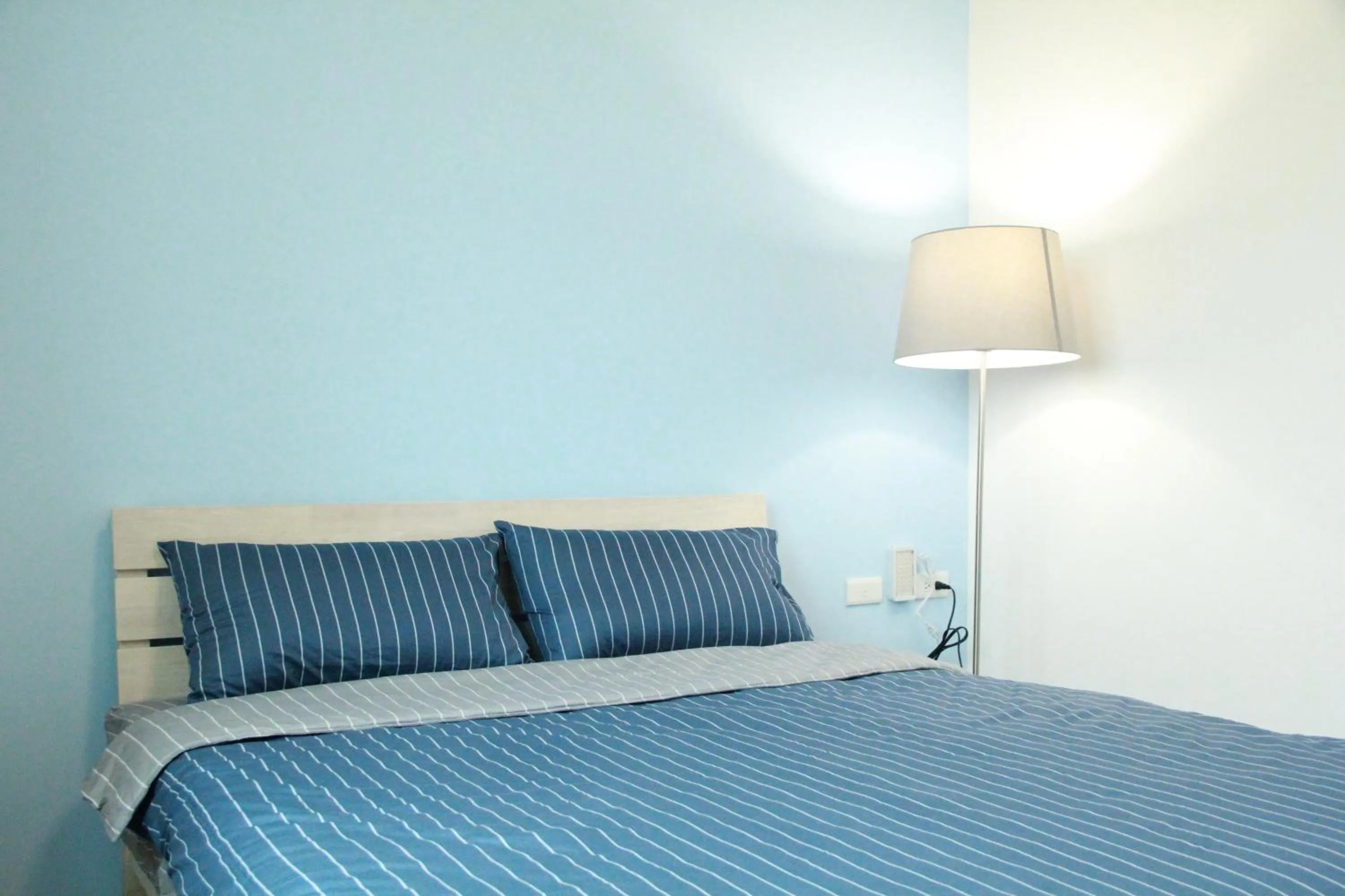 bunk bed, Bed in Little Weekend Inn