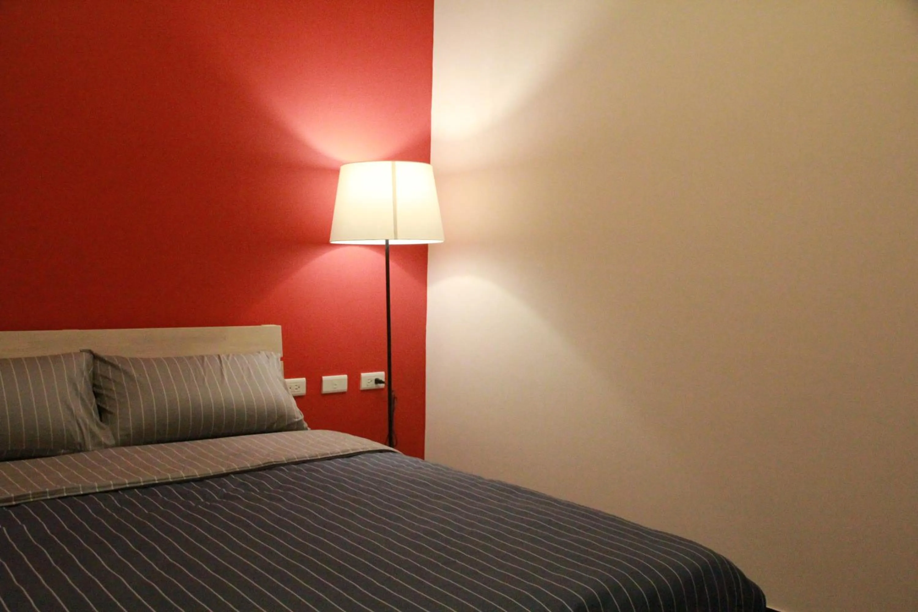 bunk bed, Bed in Little Weekend Inn