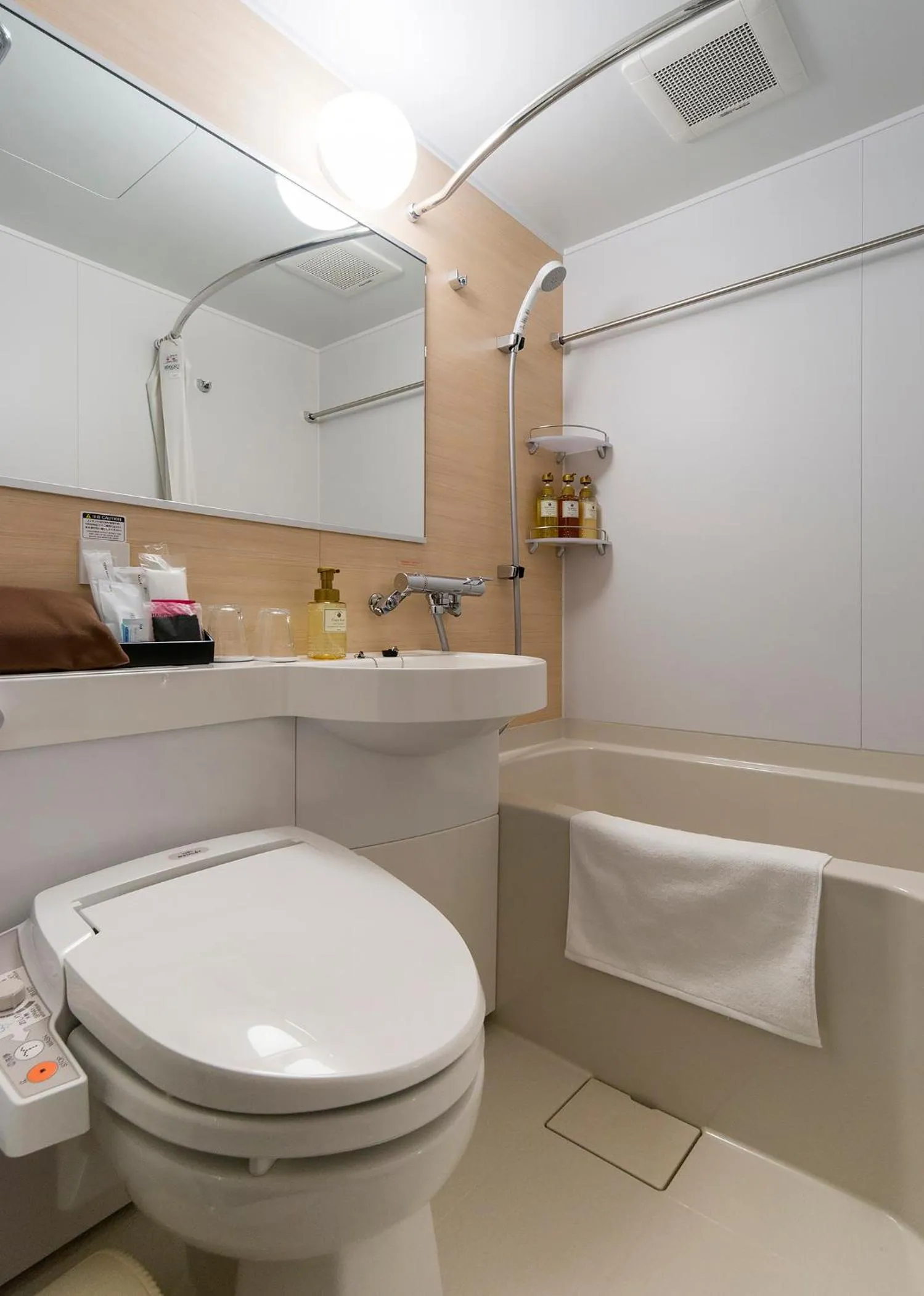 Toilet in Queens Hotel Chitose