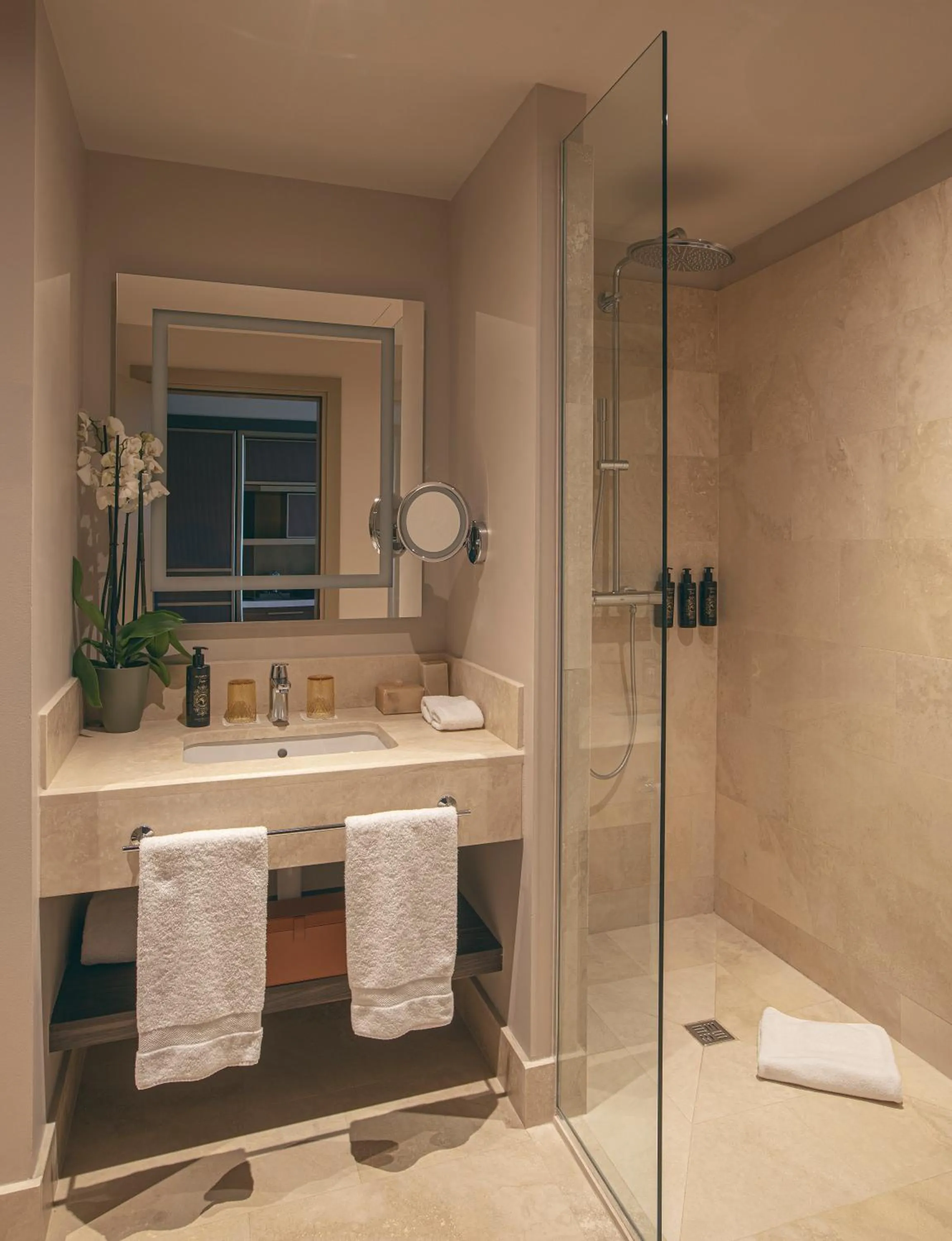 Shower in Castelfalfi