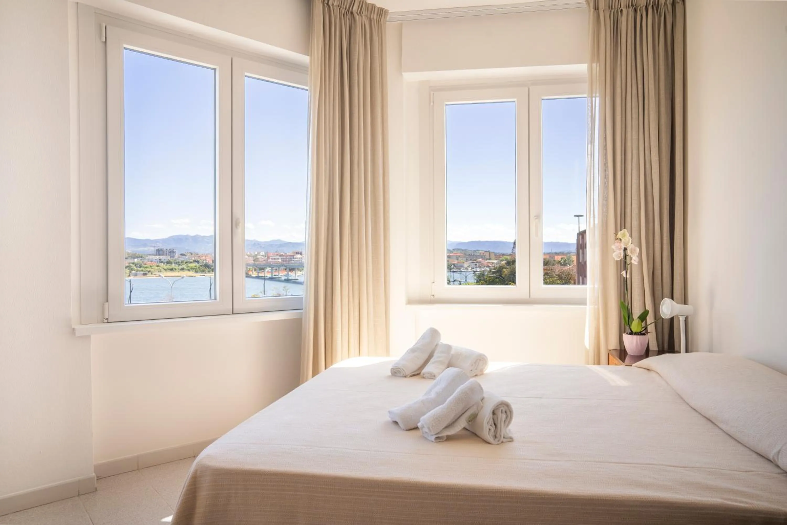 Bedroom, Bed in Hotel De Plam