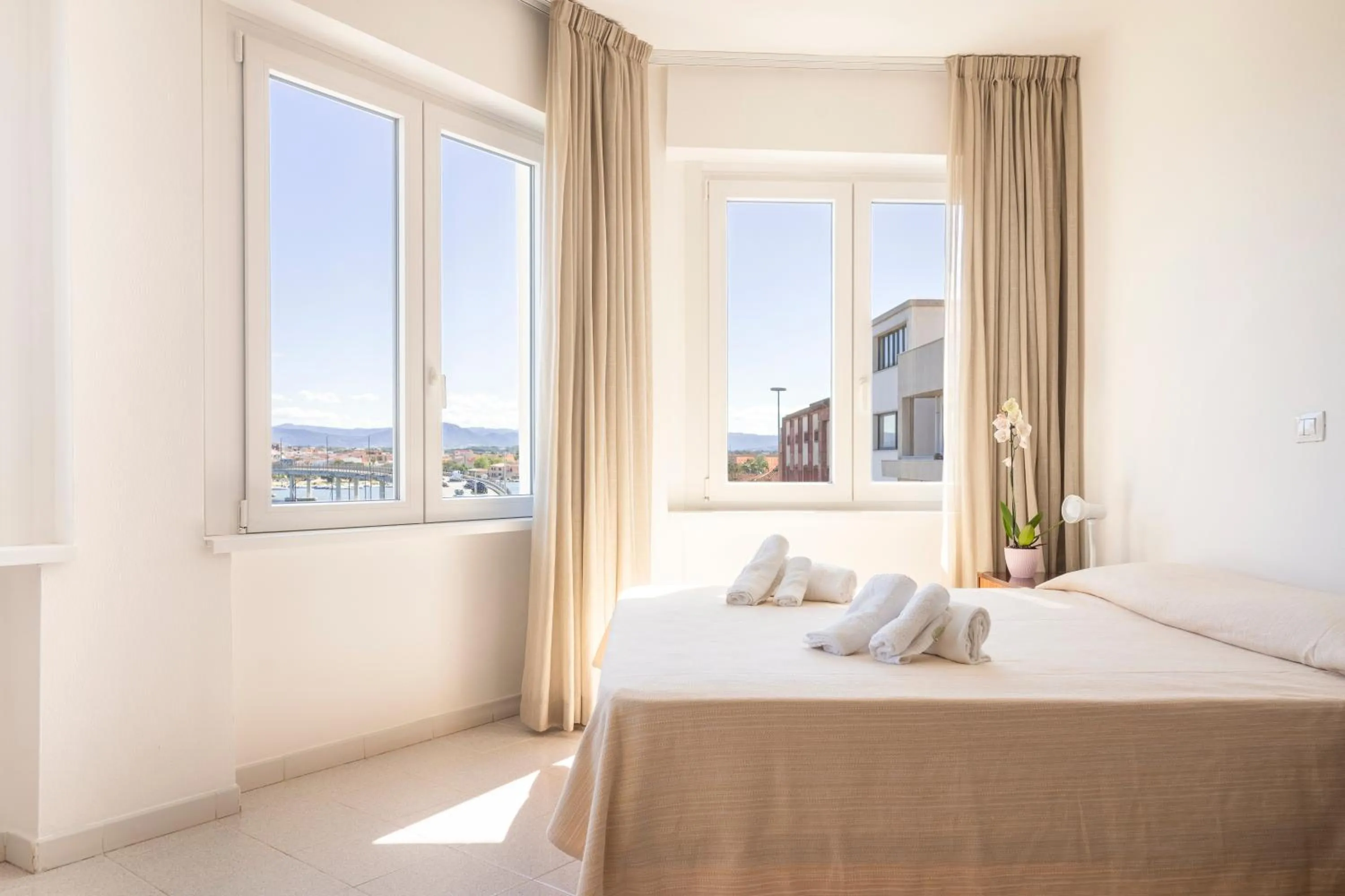 Bedroom, Bed in Hotel De Plam