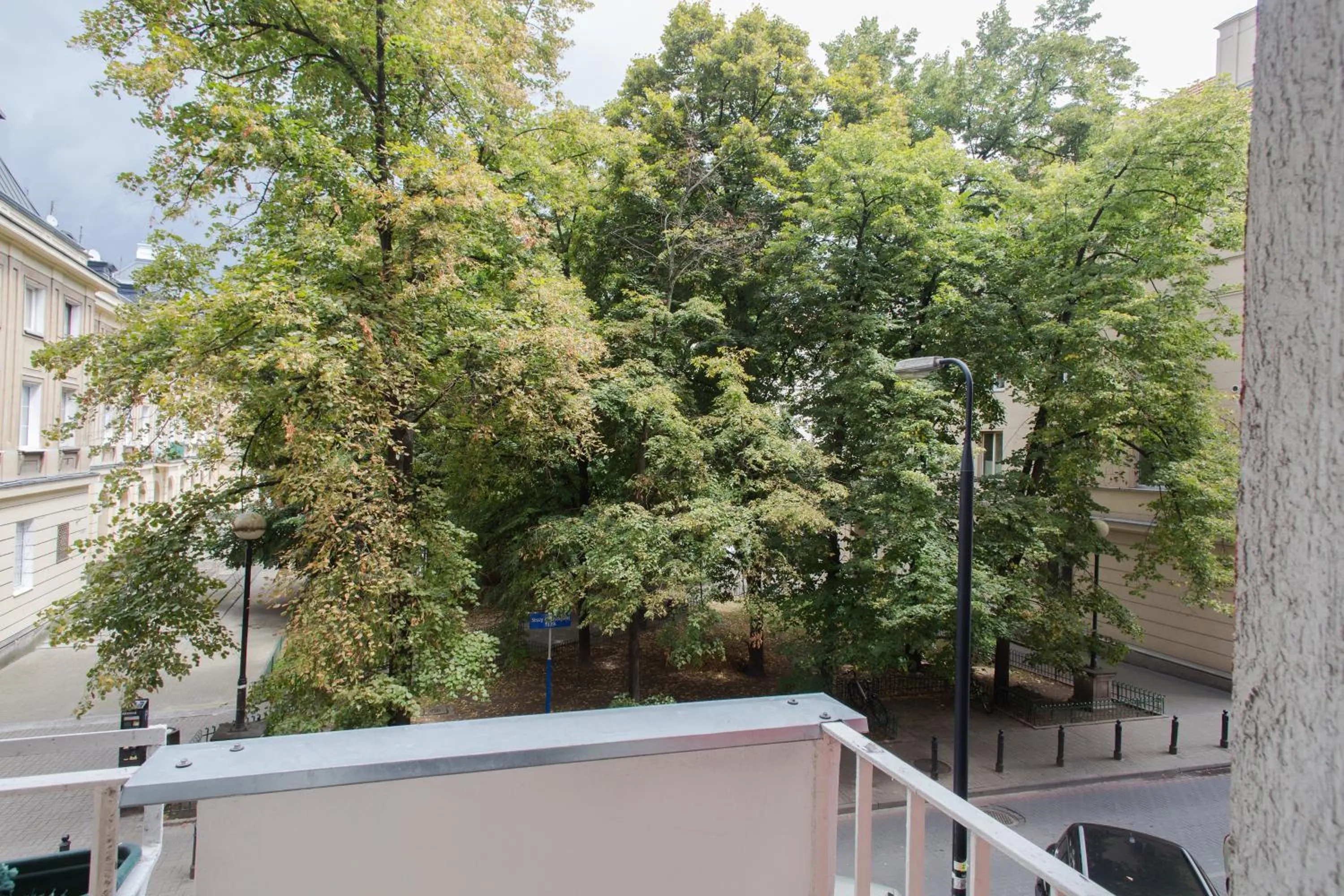 Neighbourhood in ShortStayPoland Warecka (B2)