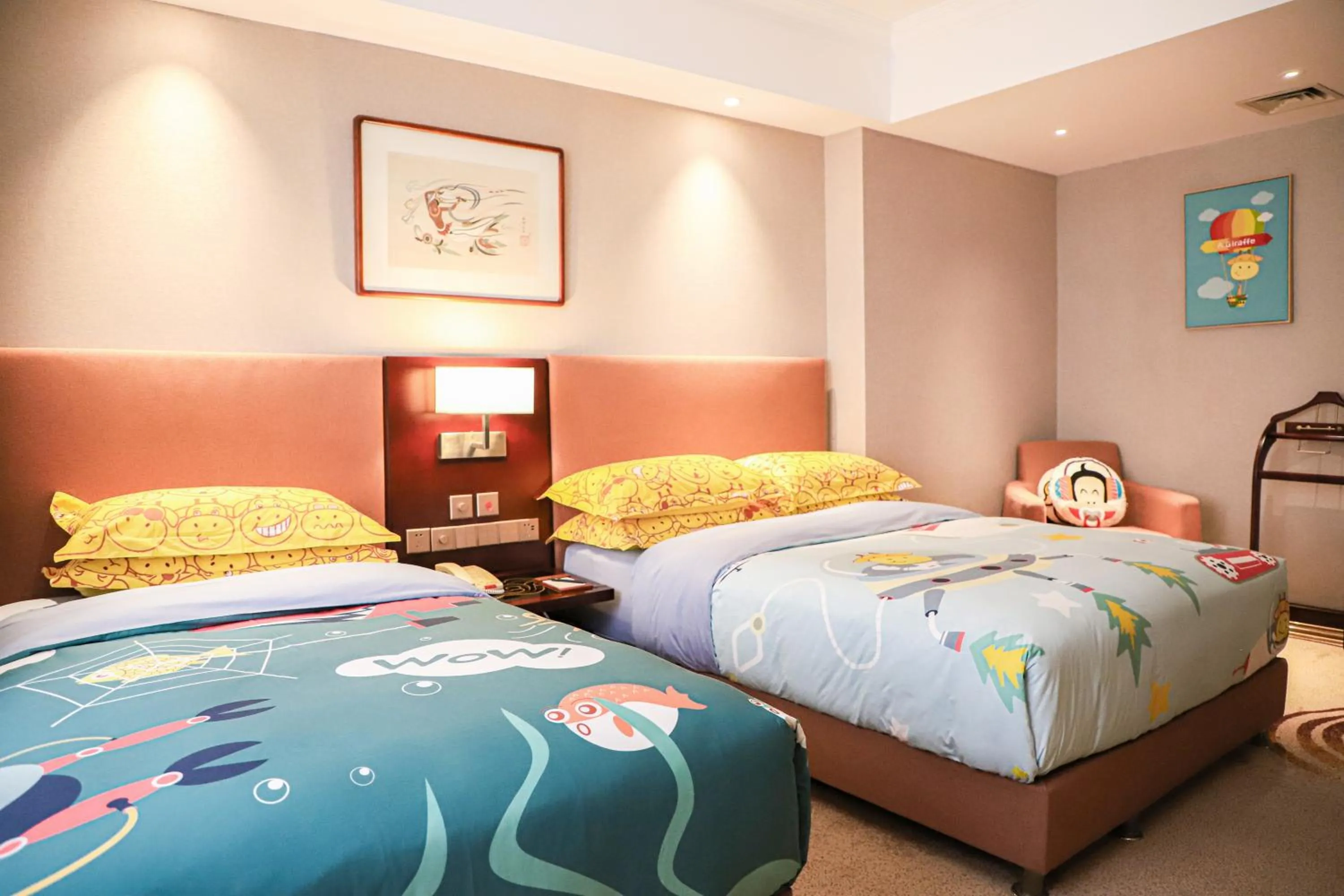 Bed in Beijing Feitian Hotel