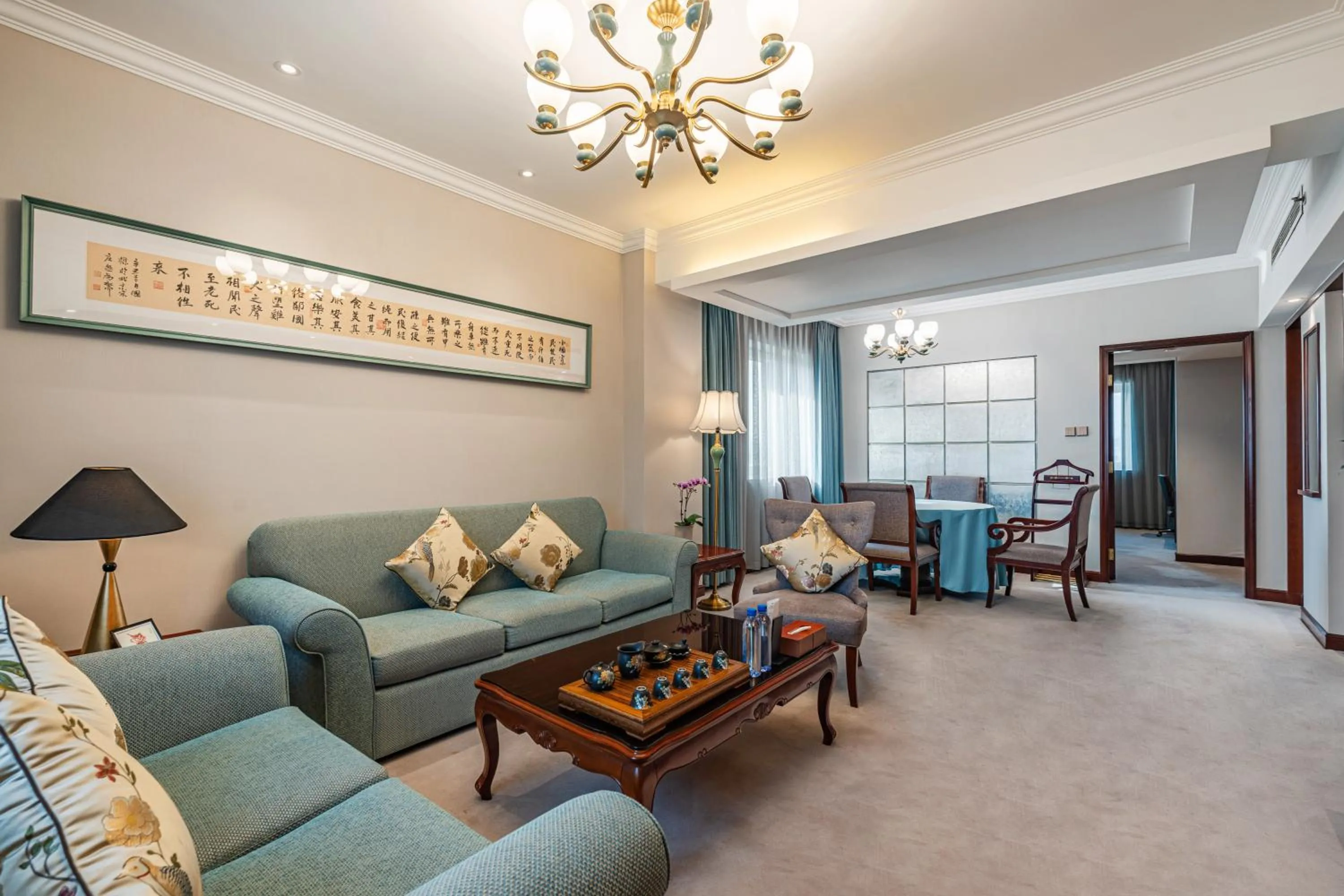 Living room in Beijing Feitian Hotel