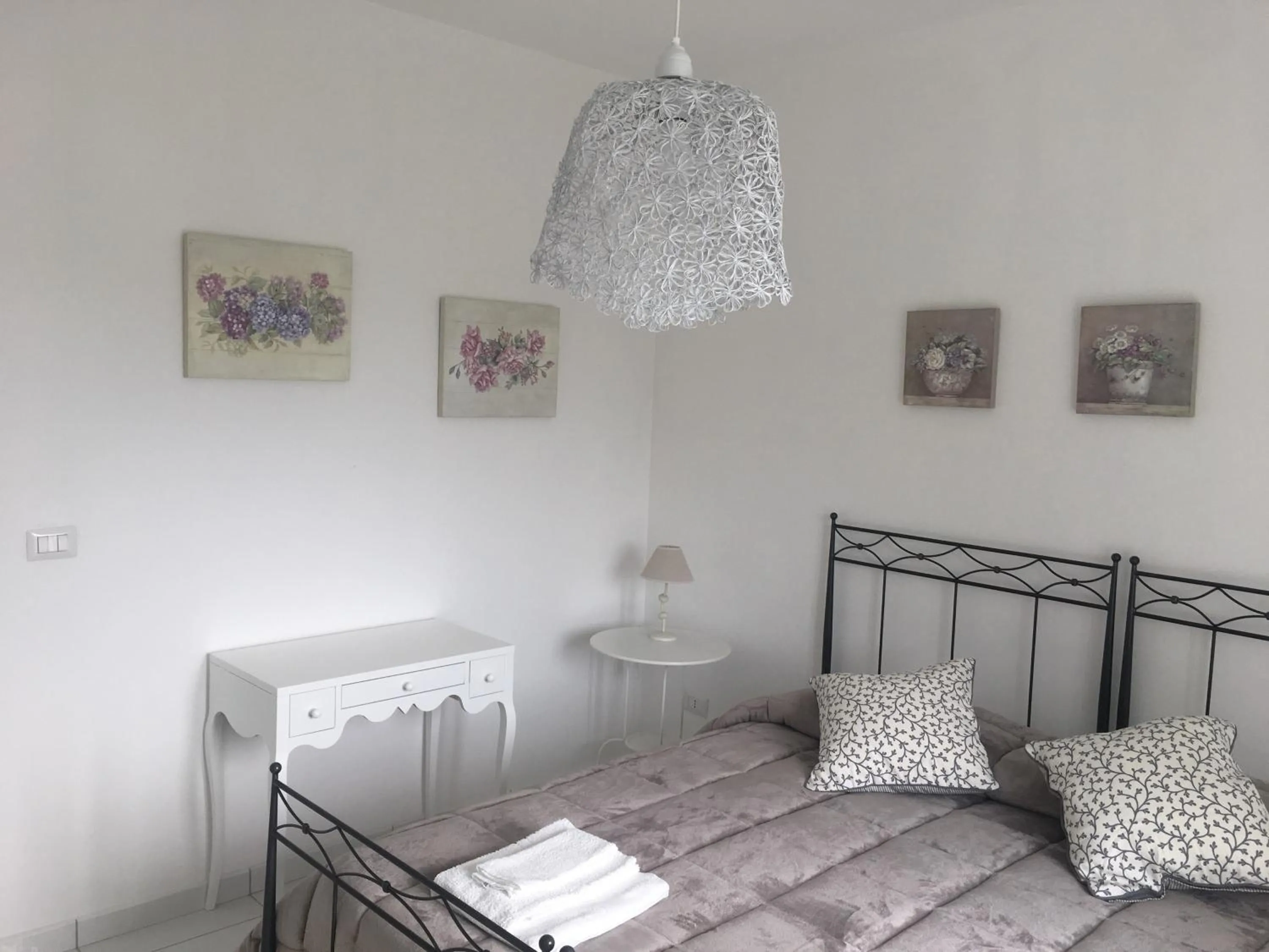 Bed in La Bouganville