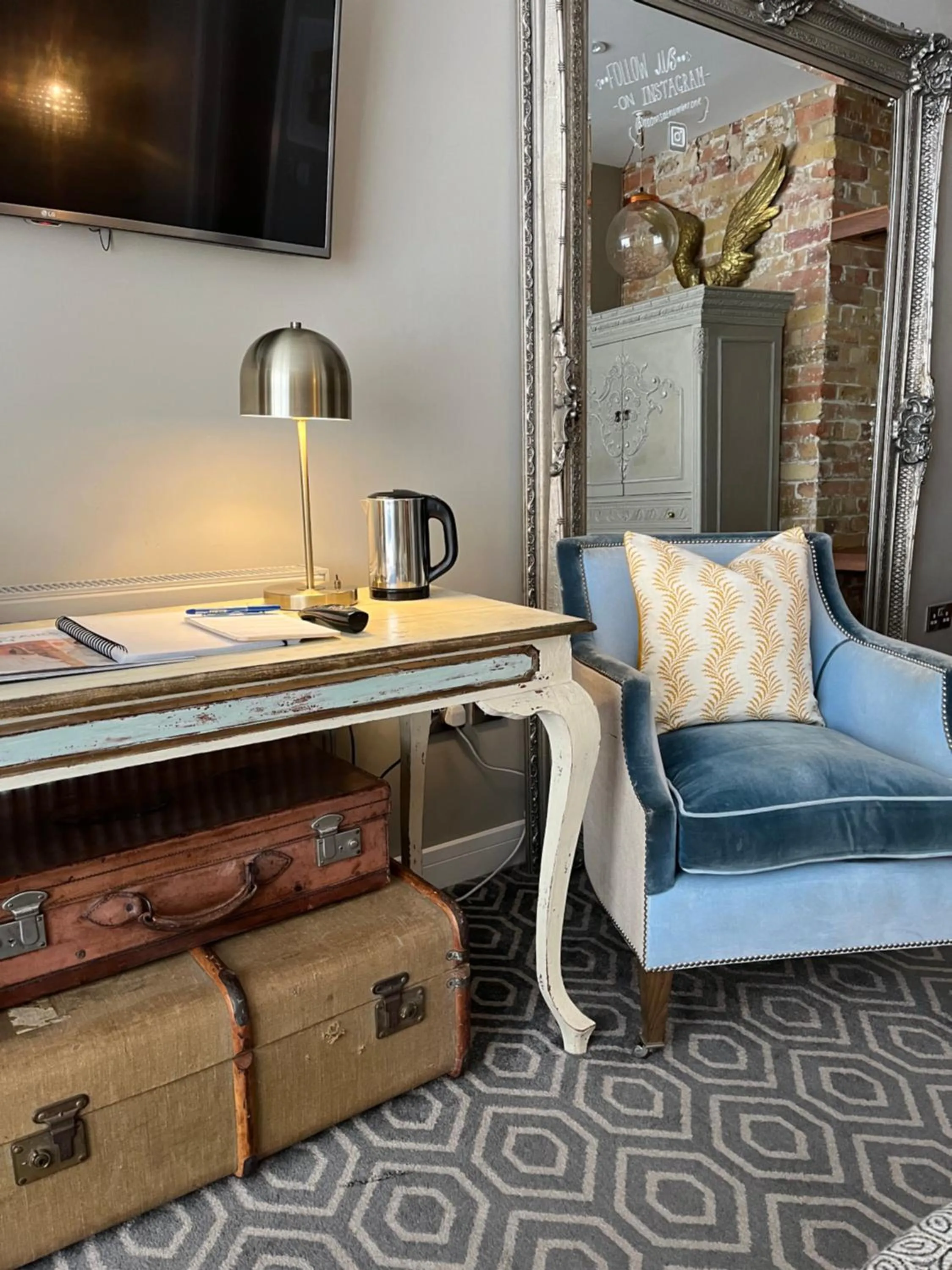 Seating area in Rooms at number one