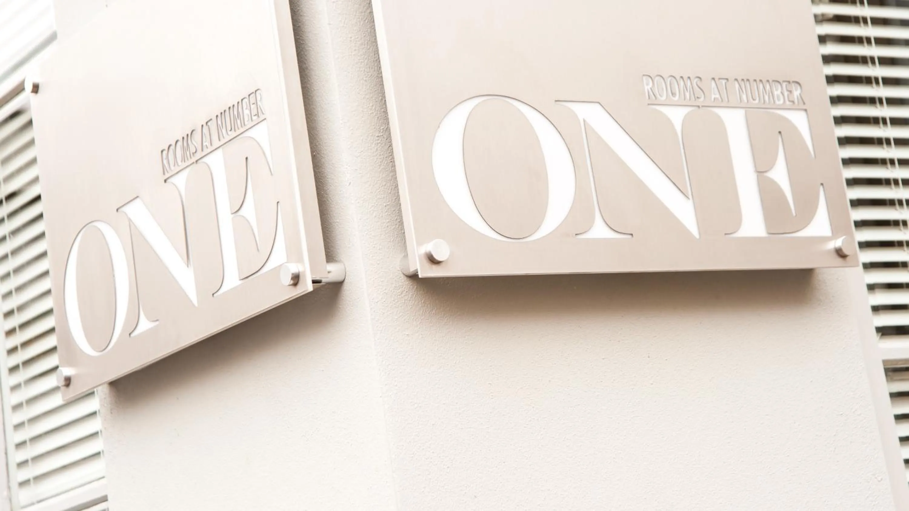 Property building in Rooms at number one