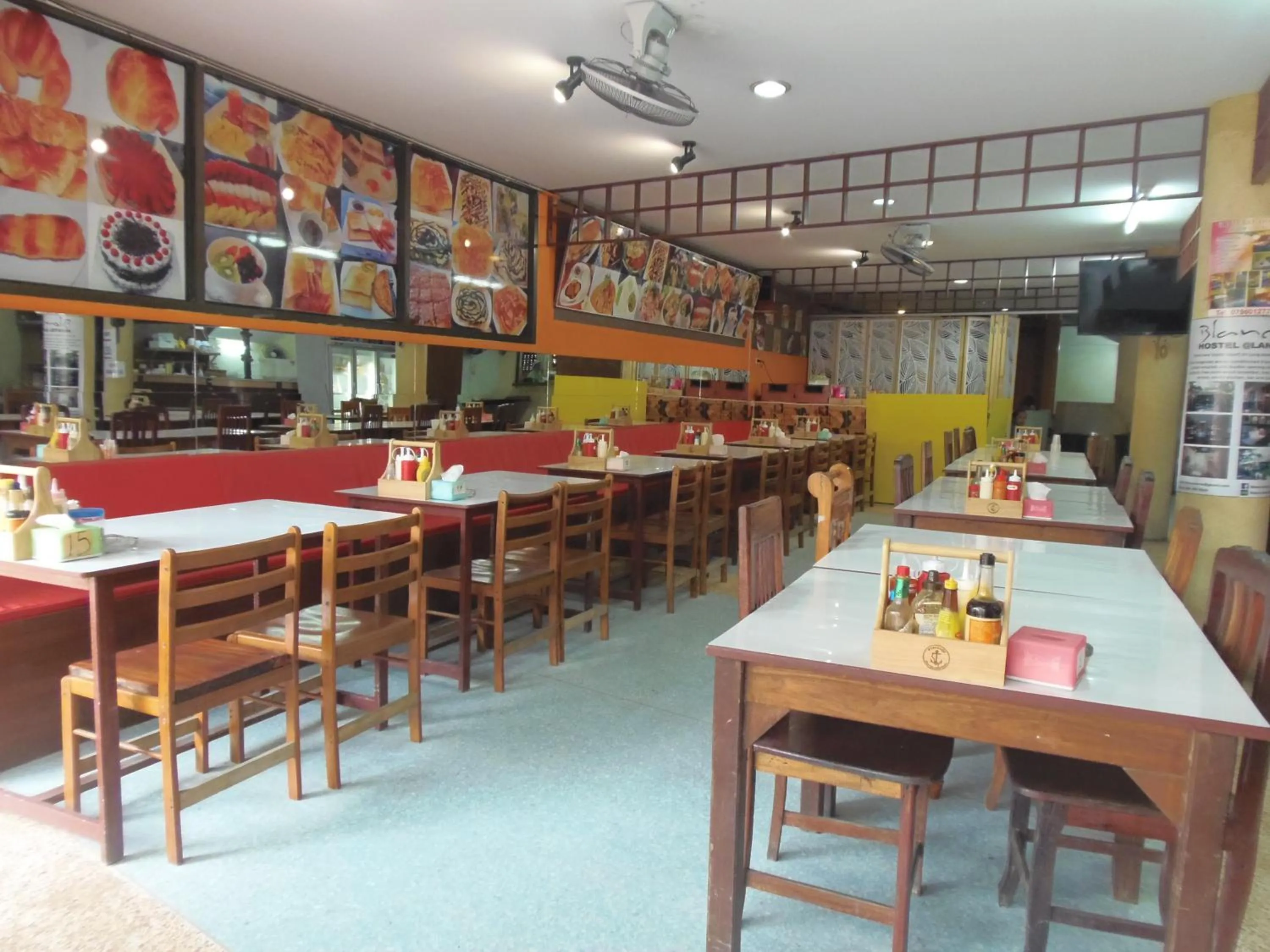 Restaurant/places to eat in ChaoKoh Phi Phi Hotel and Resort- SHA Extra Plus