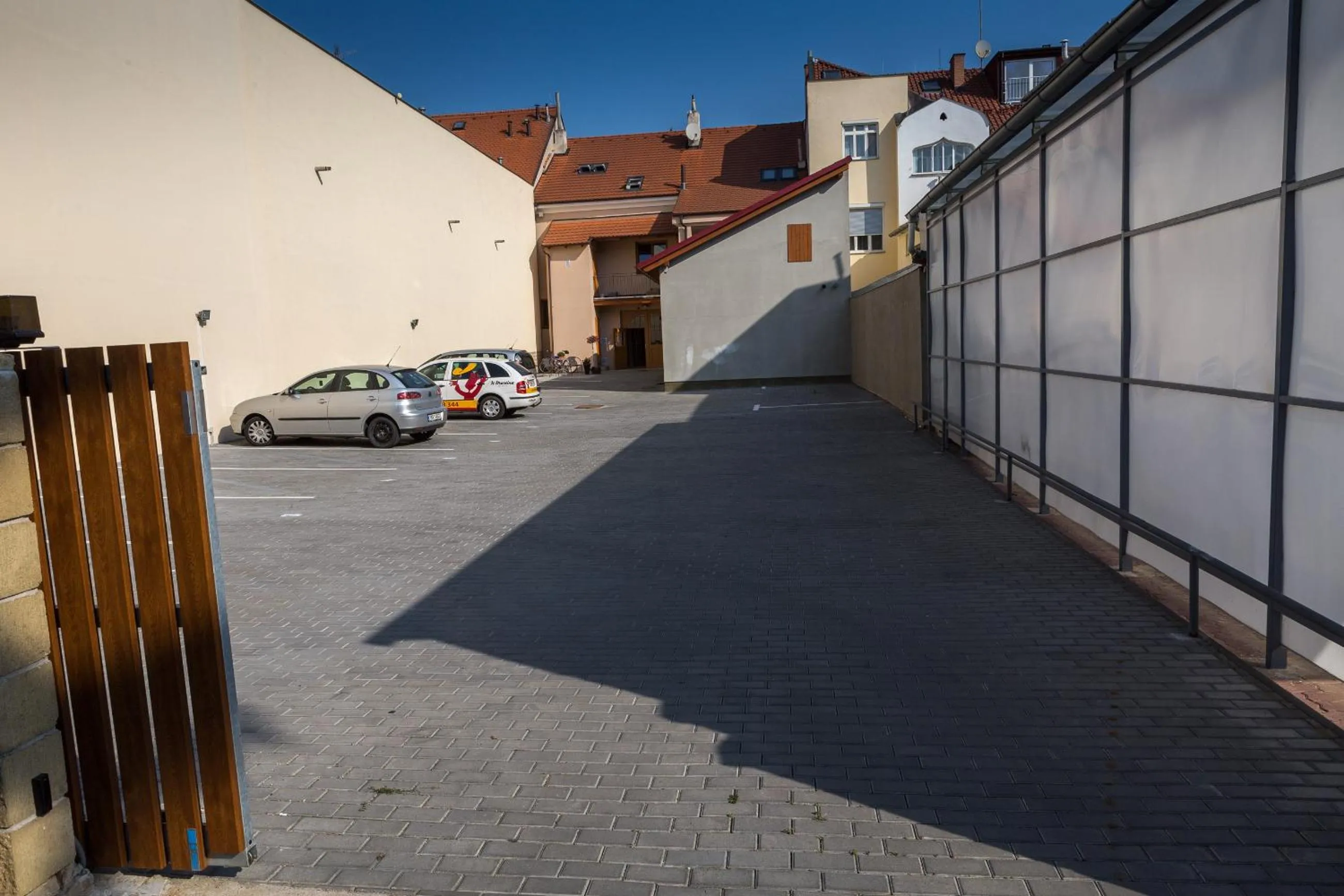 Property building in Penzion Longus