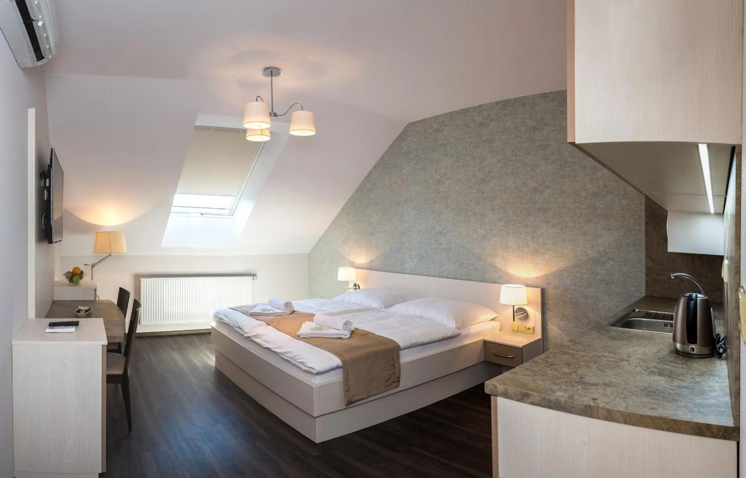 Photo of the whole room, Bed in Penzion Longus