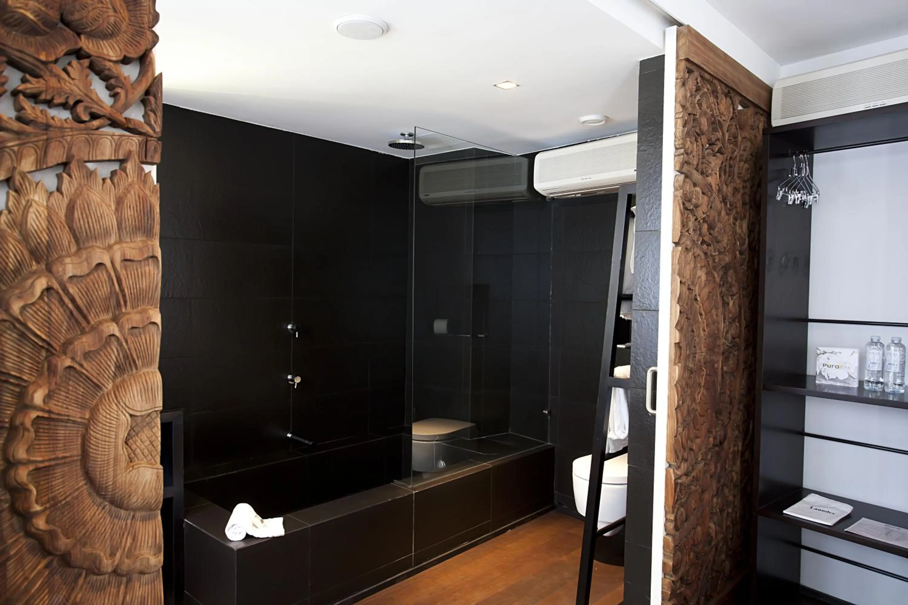 Bathroom in Puro Hotel Oasis Urbano