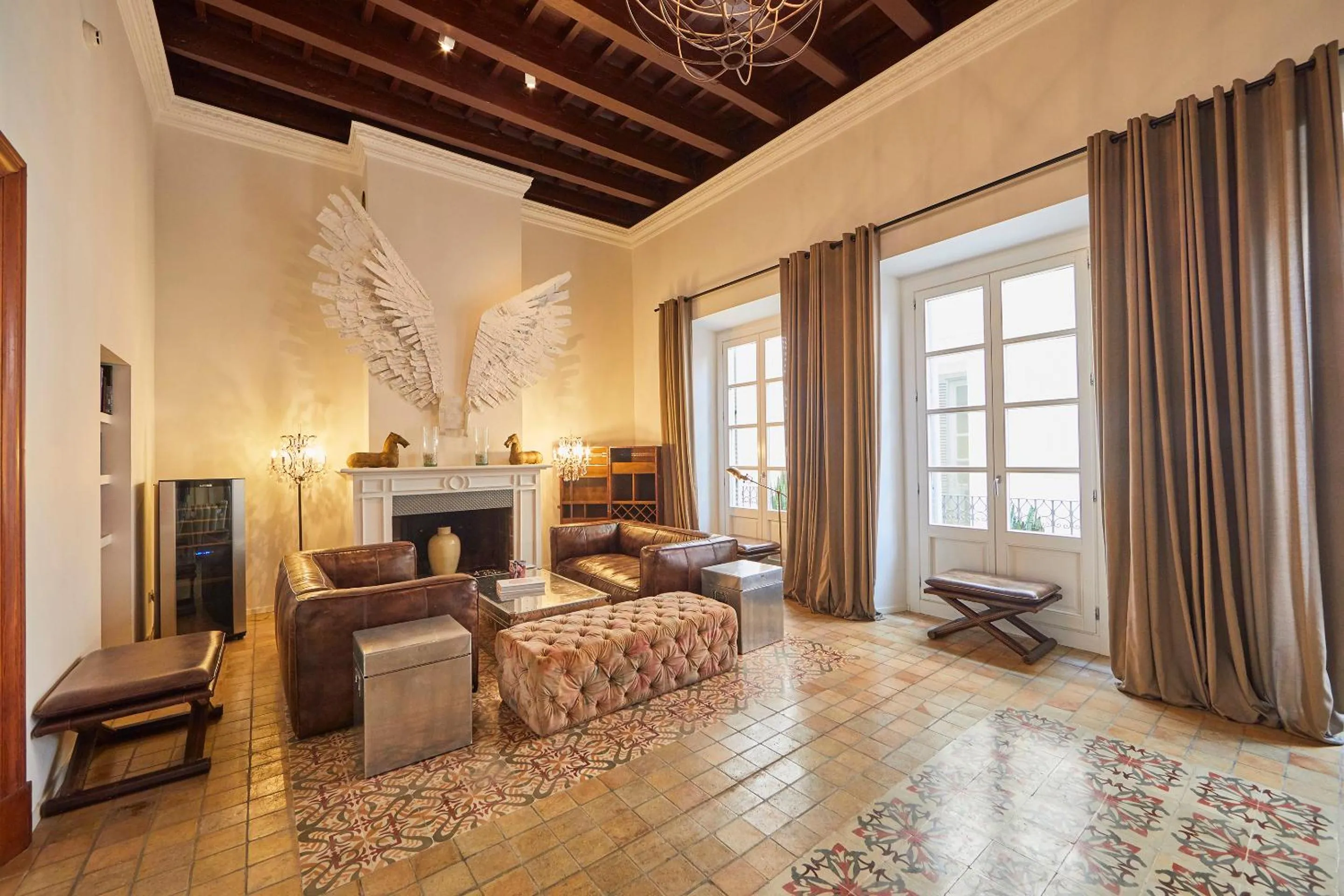 TV and multimedia in Puro Hotel Oasis Urbano