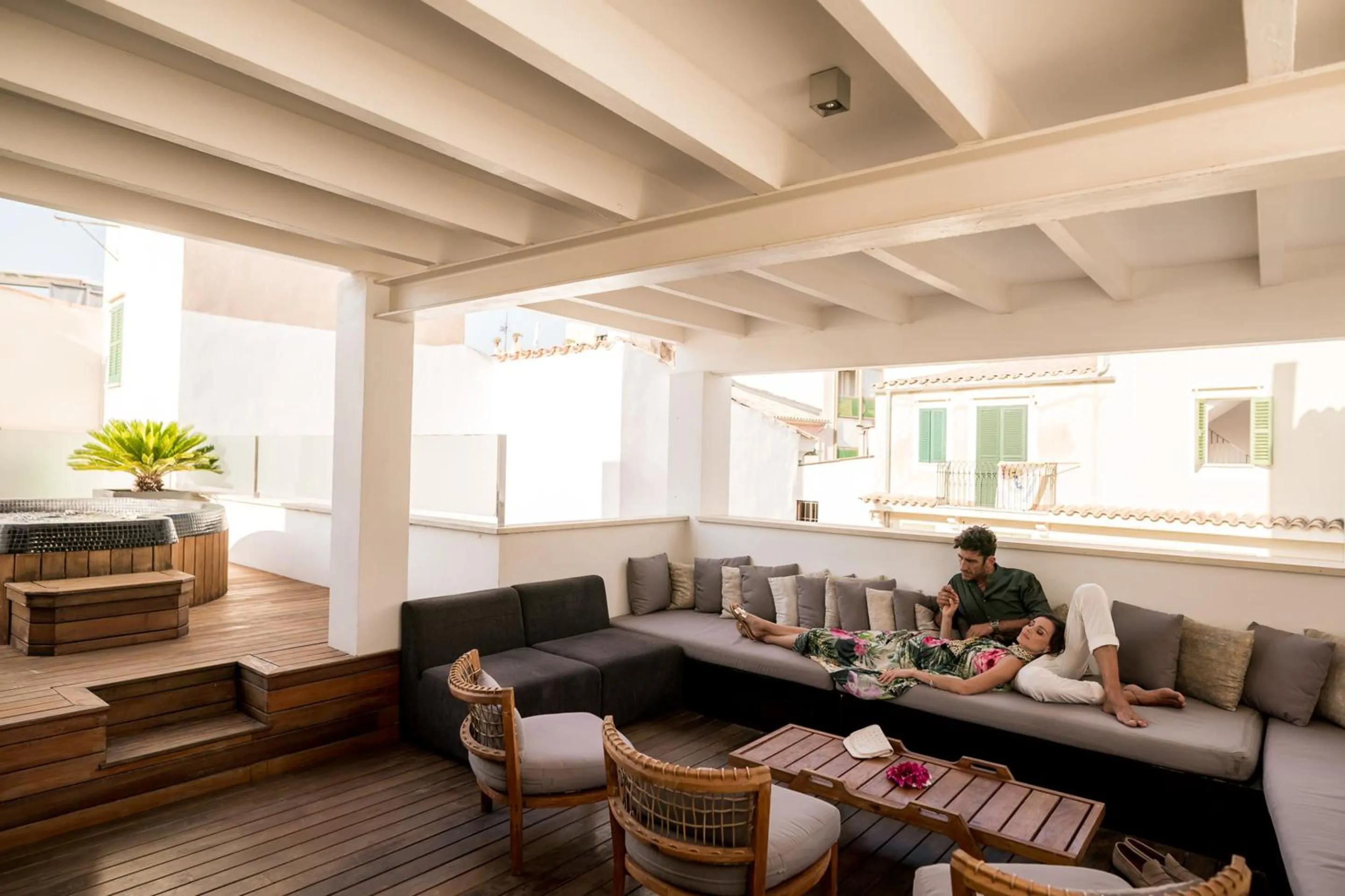 Solarium in Puro Hotel Oasis Urbano