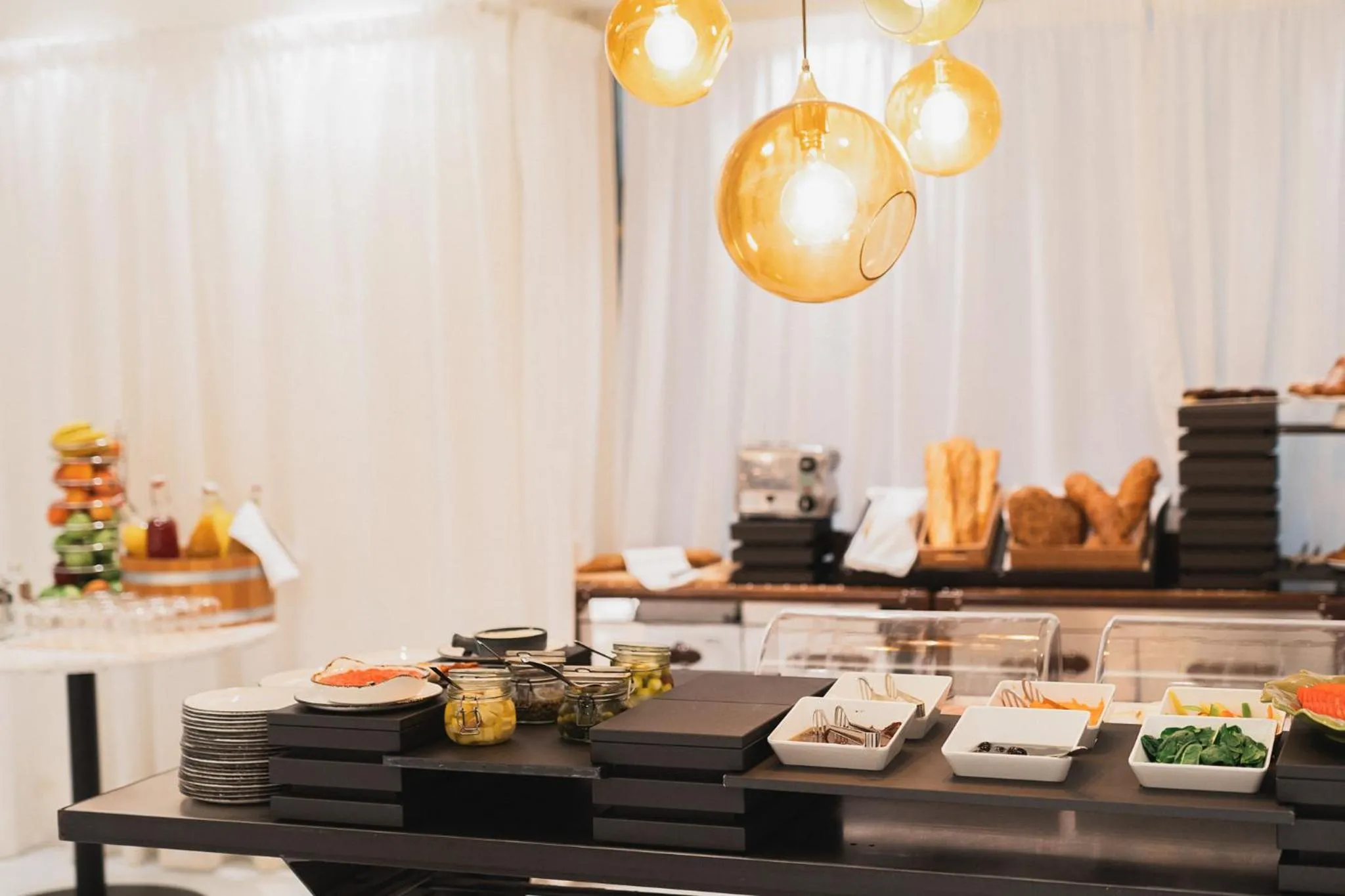 Restaurant/places to eat in Puro Hotel Oasis Urbano