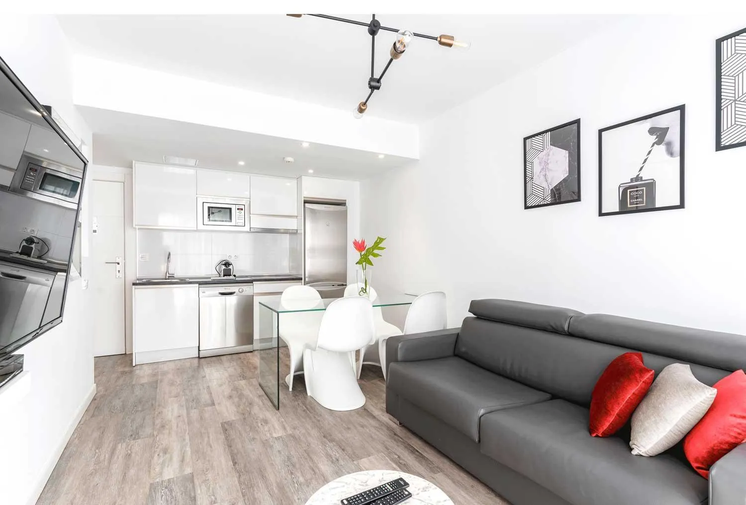 Living room in Bristol Sunset Beach - Holiday Apartments