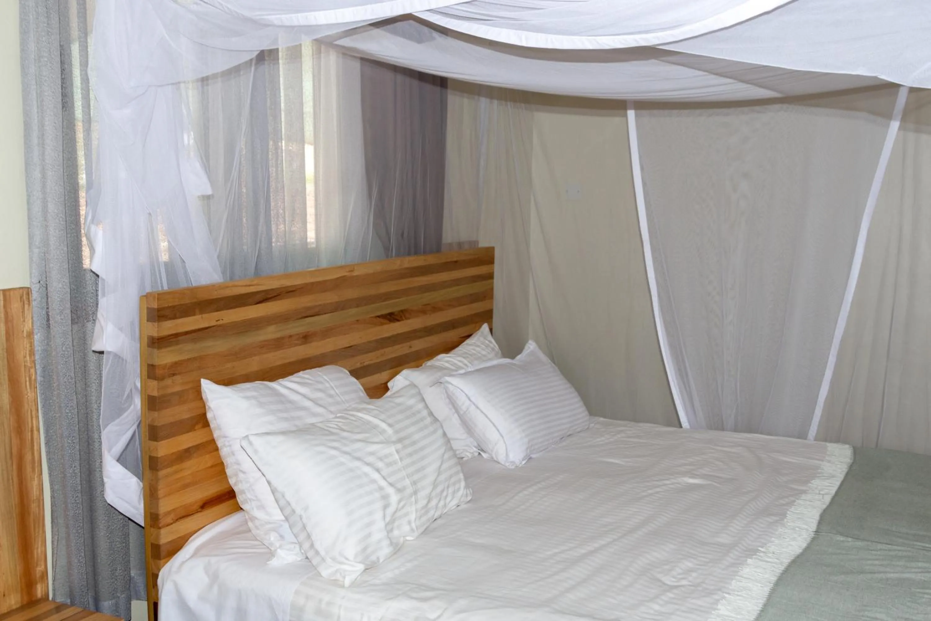 Bed in Dutchess Hotel and Restaurant