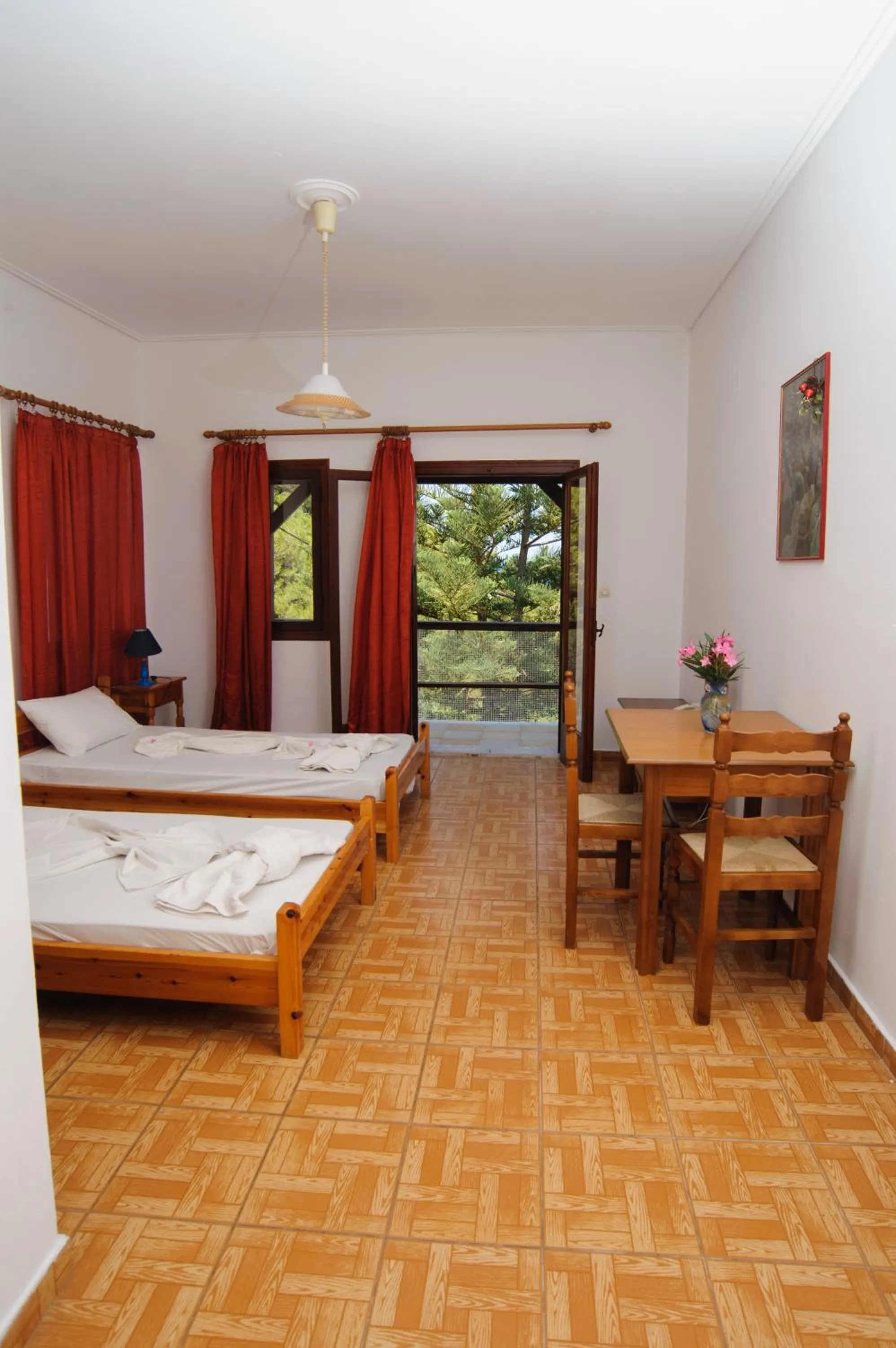 Mountain view, Bed in Athina Studios