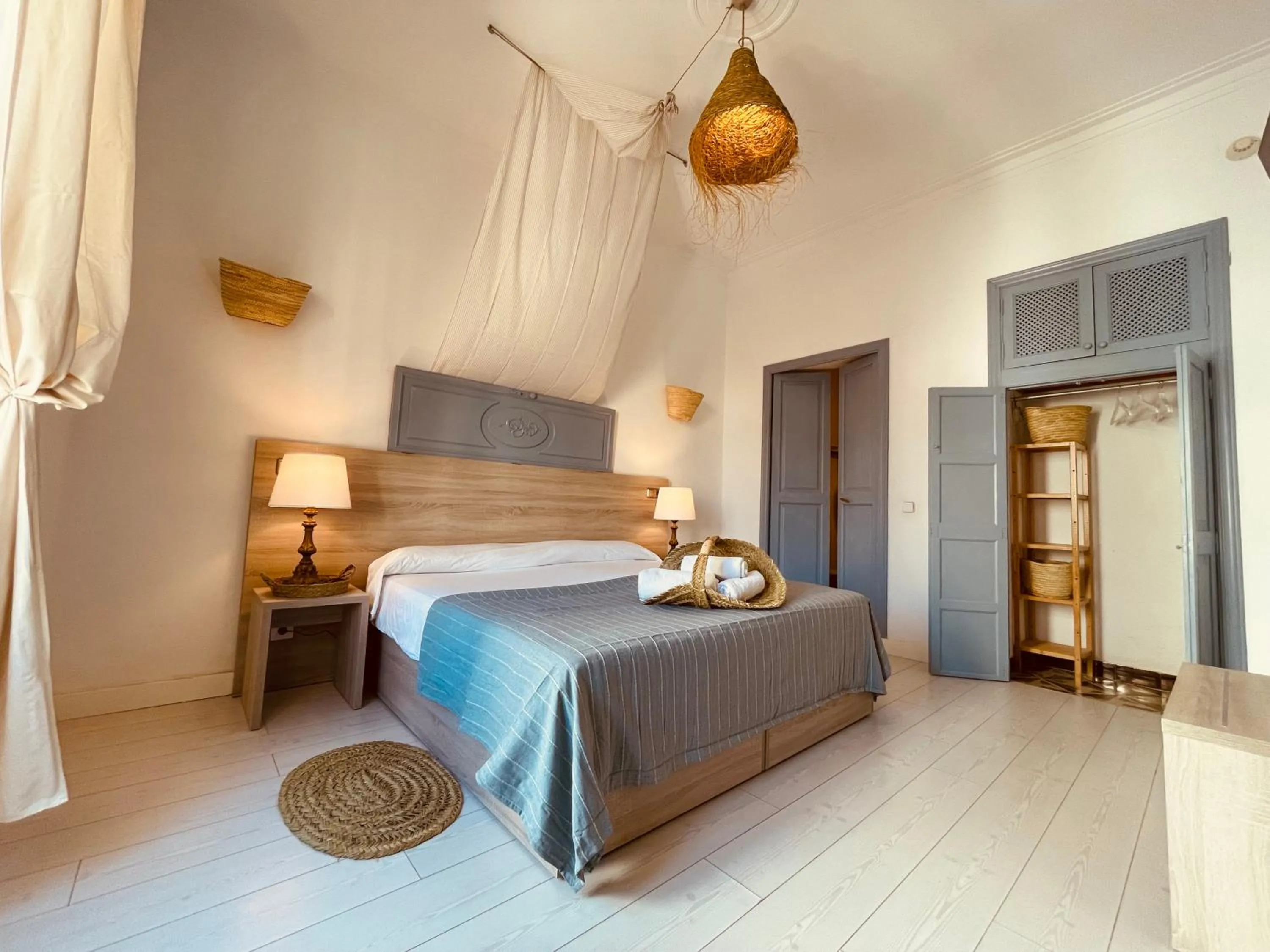 Photo of the whole room, Bed in Casal d'Artà by Baudot 1926 - Adults Only