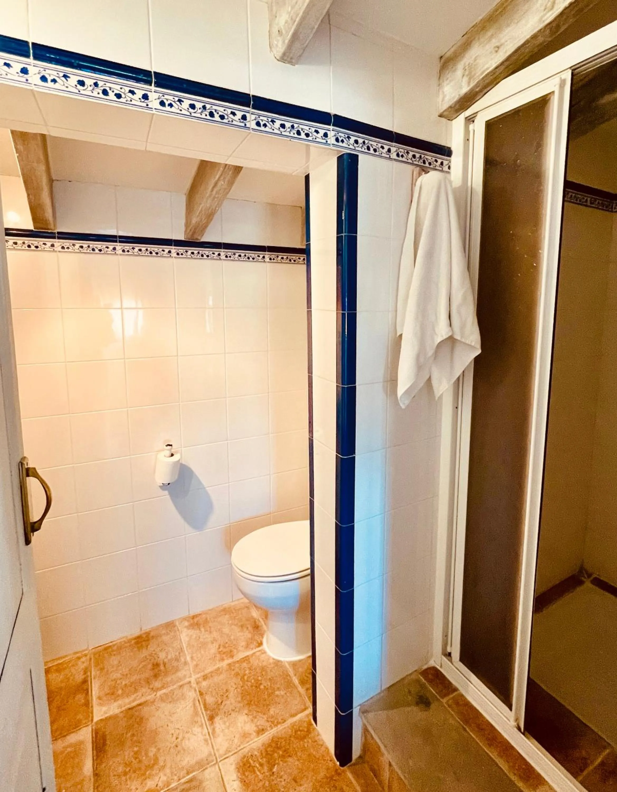 Bathroom in Casal d'Artà by Baudot 1926 - Adults Only