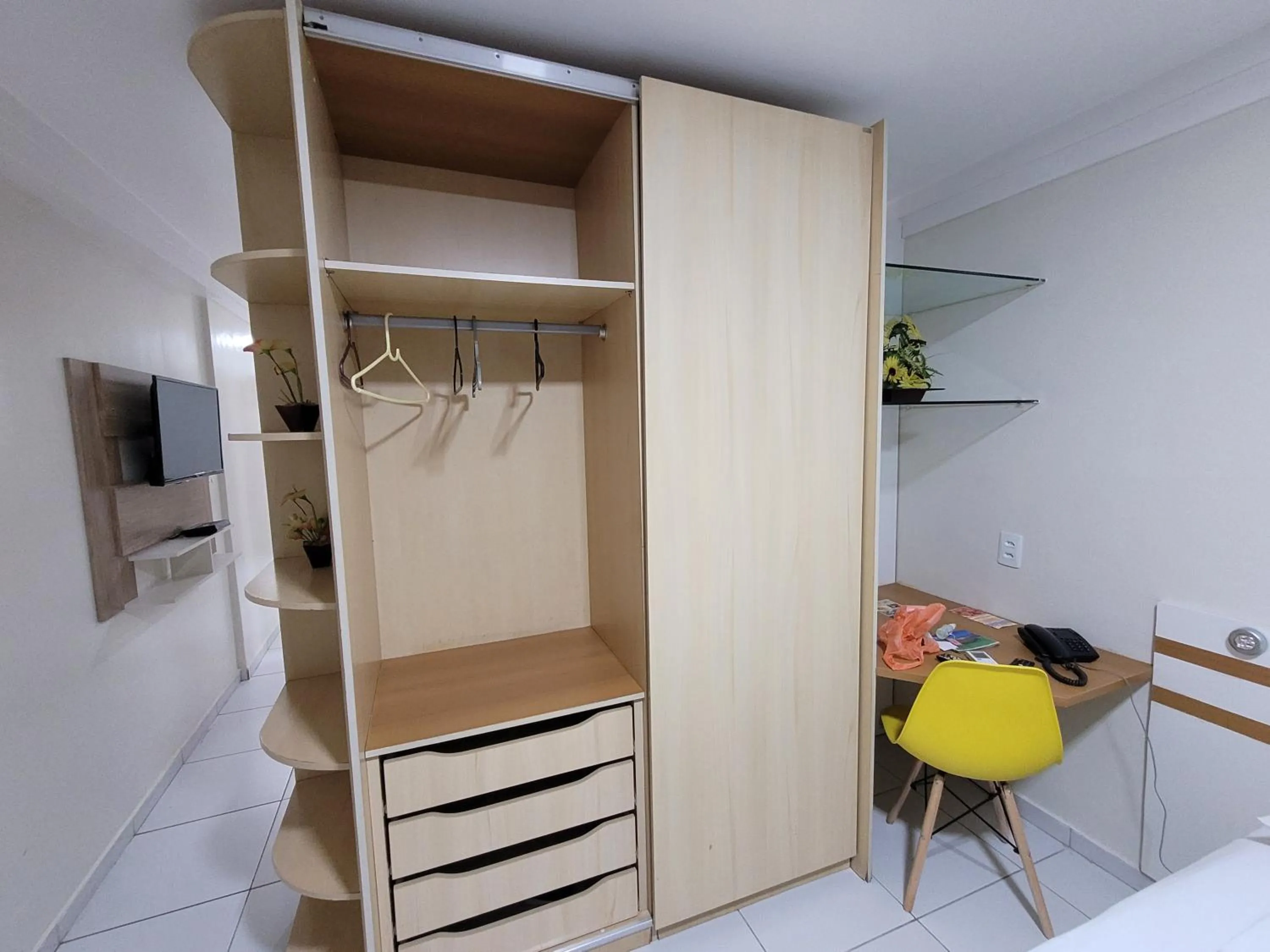 Photo of the whole room in Victory Apart&Hotel