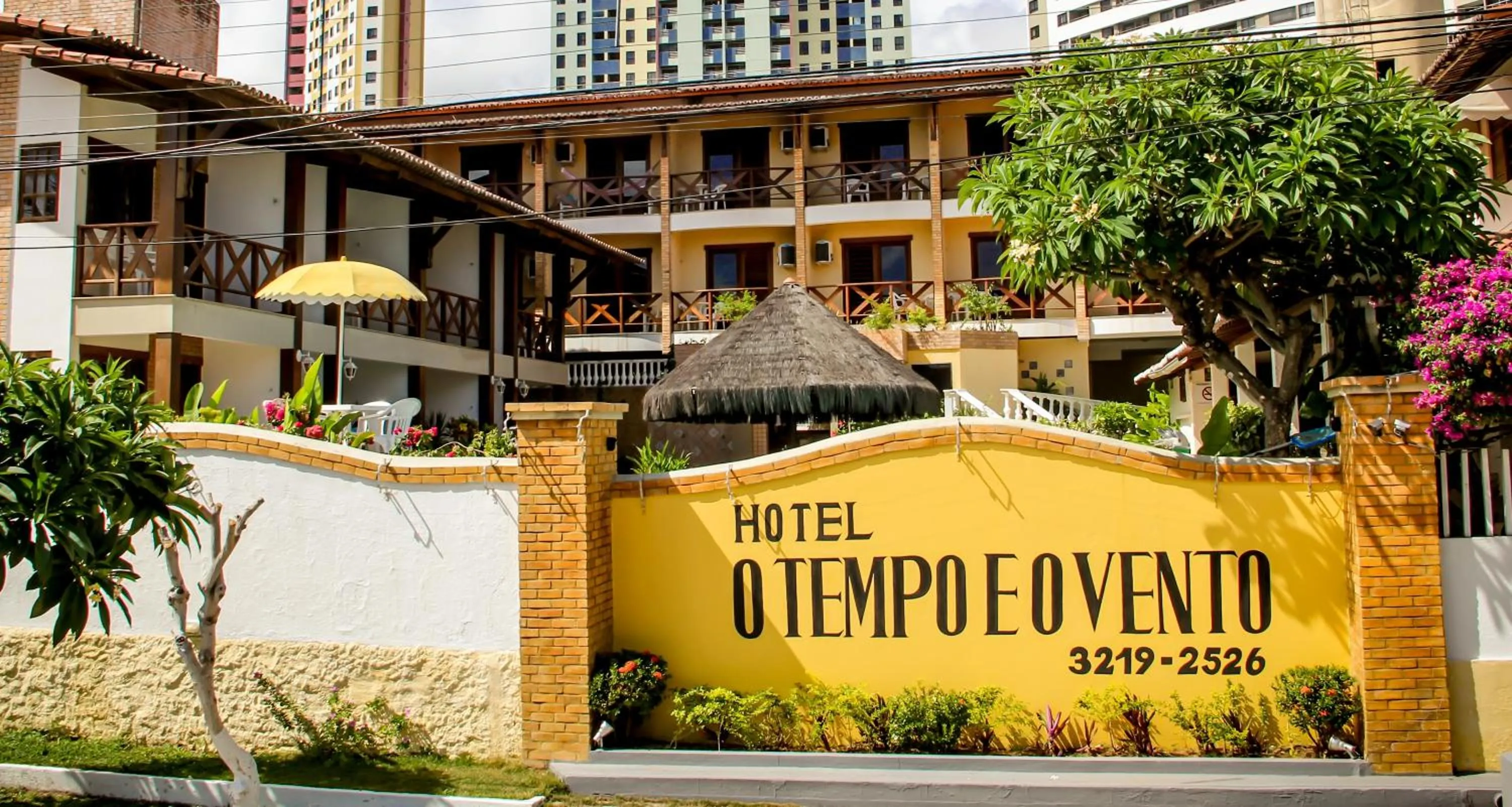 Property building in O Tempo e o Vento