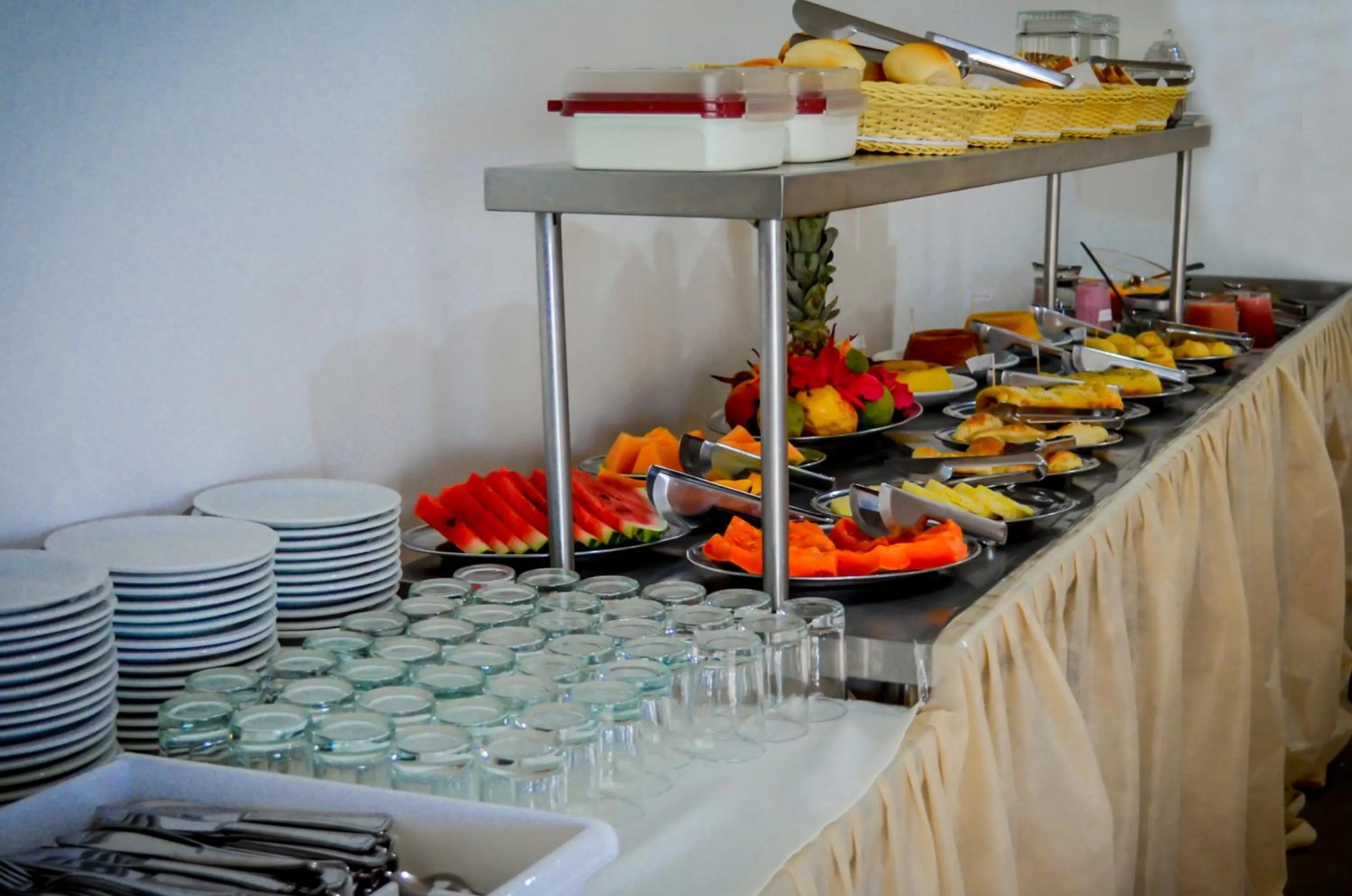 Restaurant/places to eat in O Tempo e o Vento