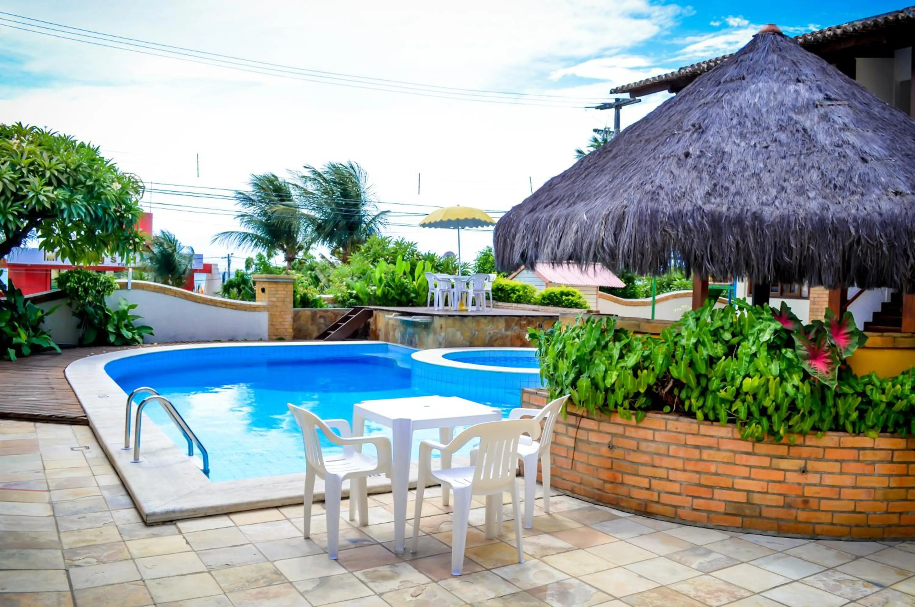 Pool view in O Tempo e o Vento