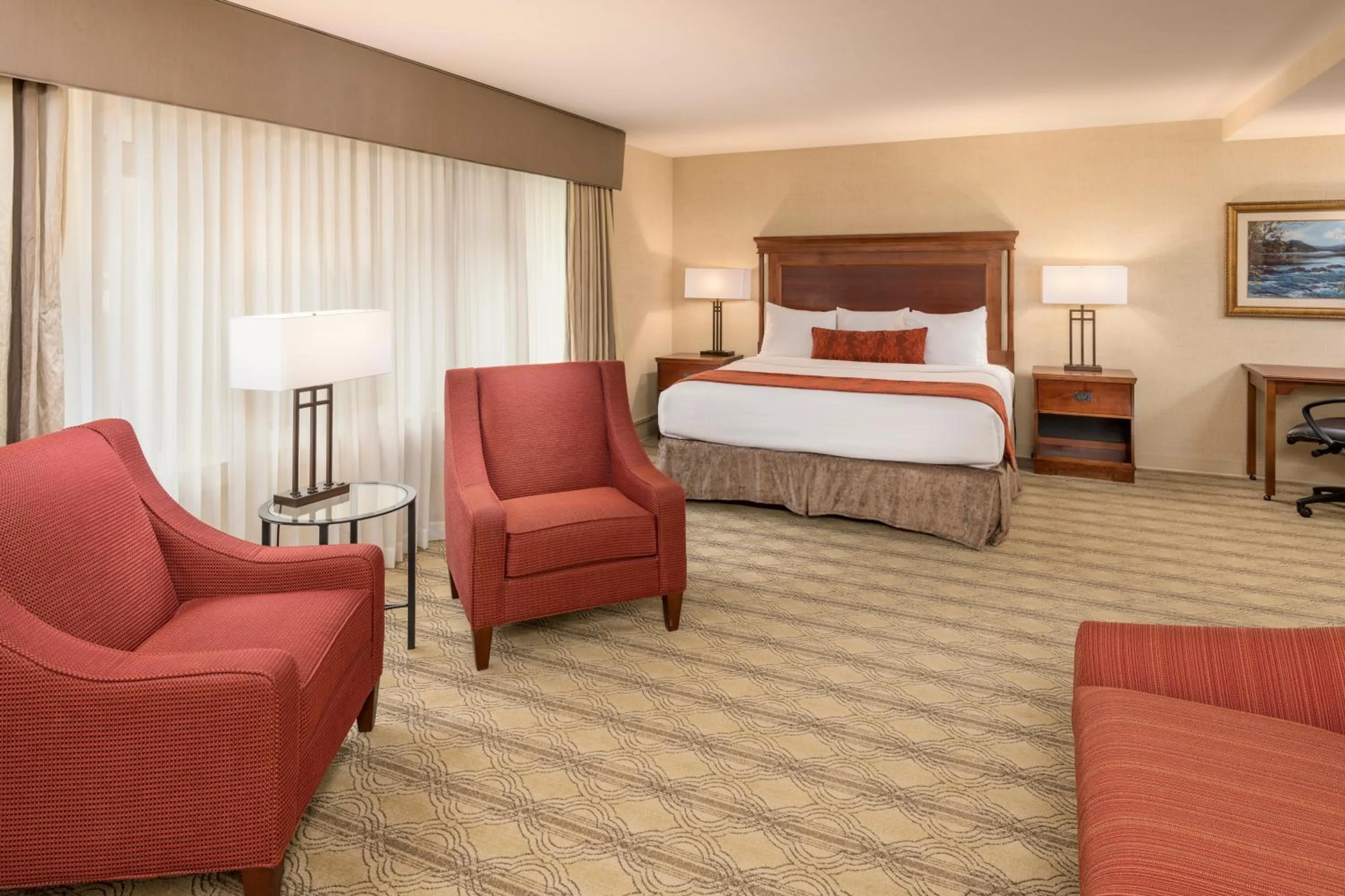 Bedroom, Bed in The Inn at Virginia Tech - On Campus