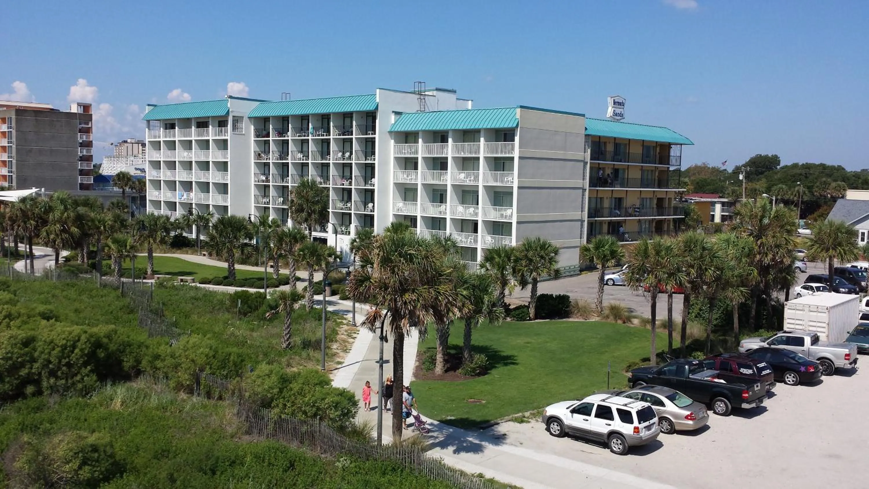 Bermuda Sands On The Boardwalk