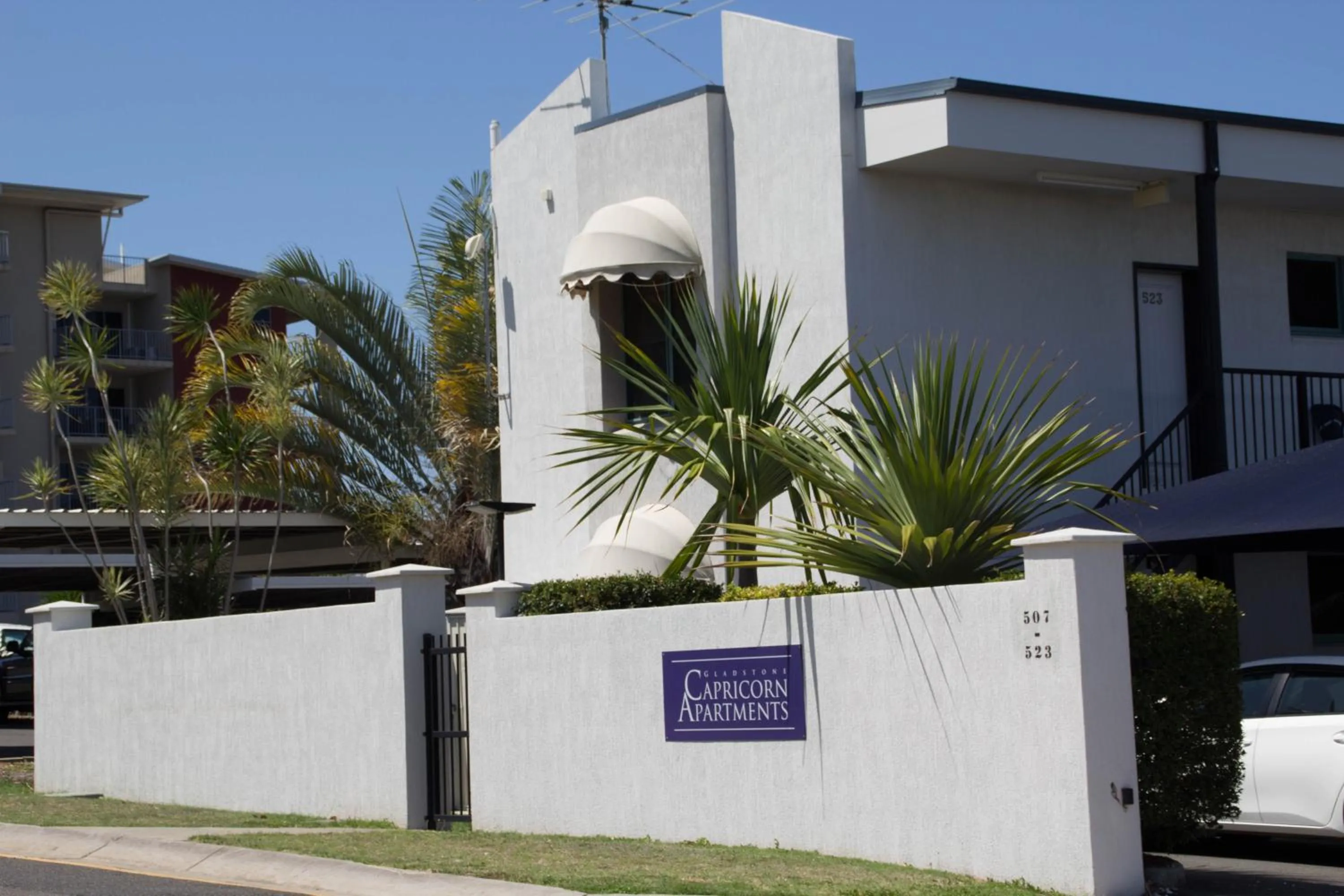 Property building in Gladstone Capricorn Apartments